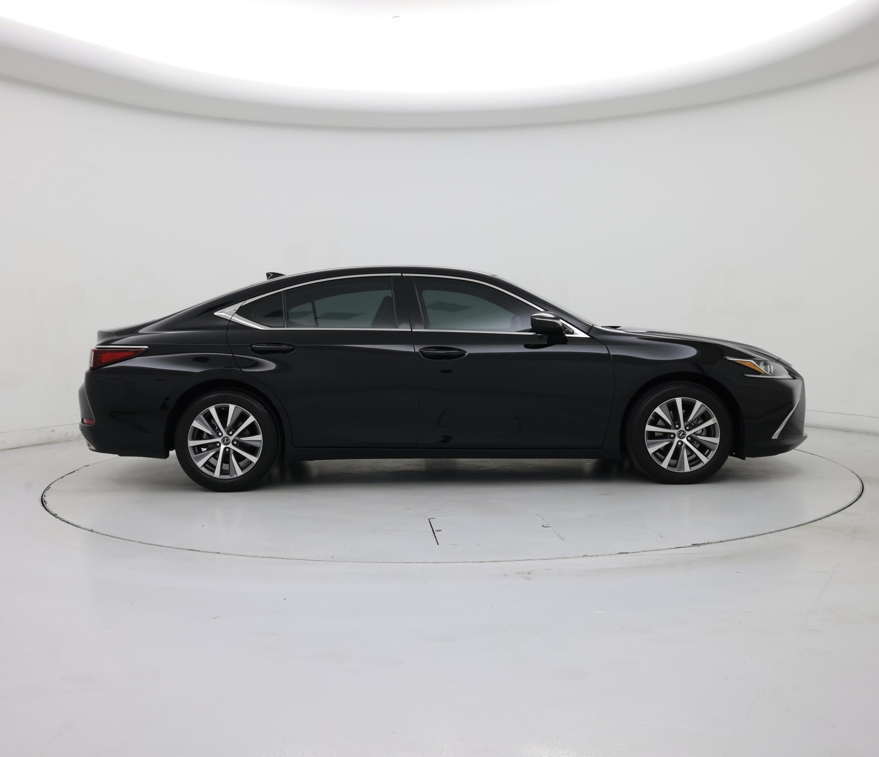 Thumbnail: 2021 Lexus ES - 7