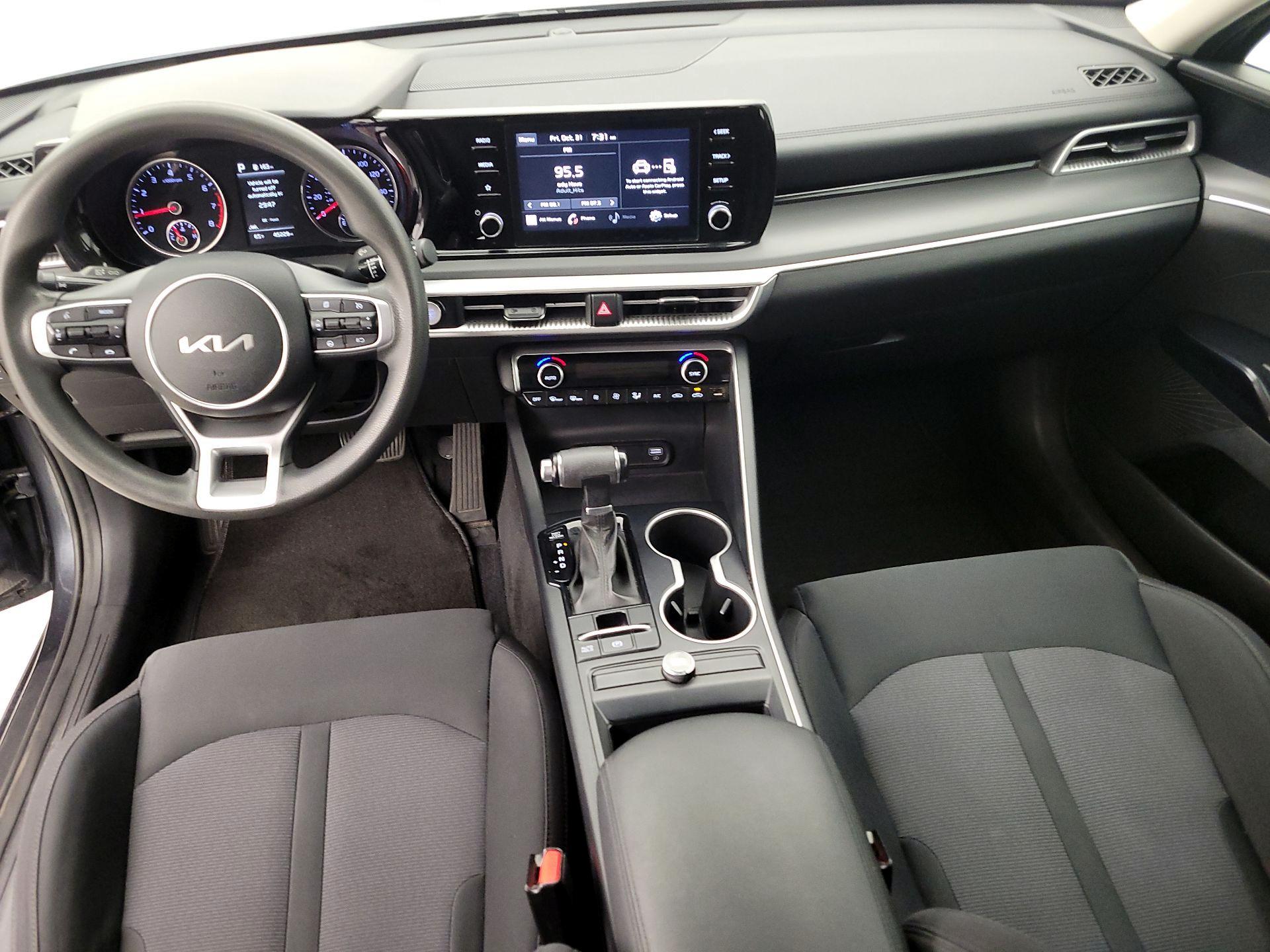 Thumbnail: 2022 Kia K5 - 9