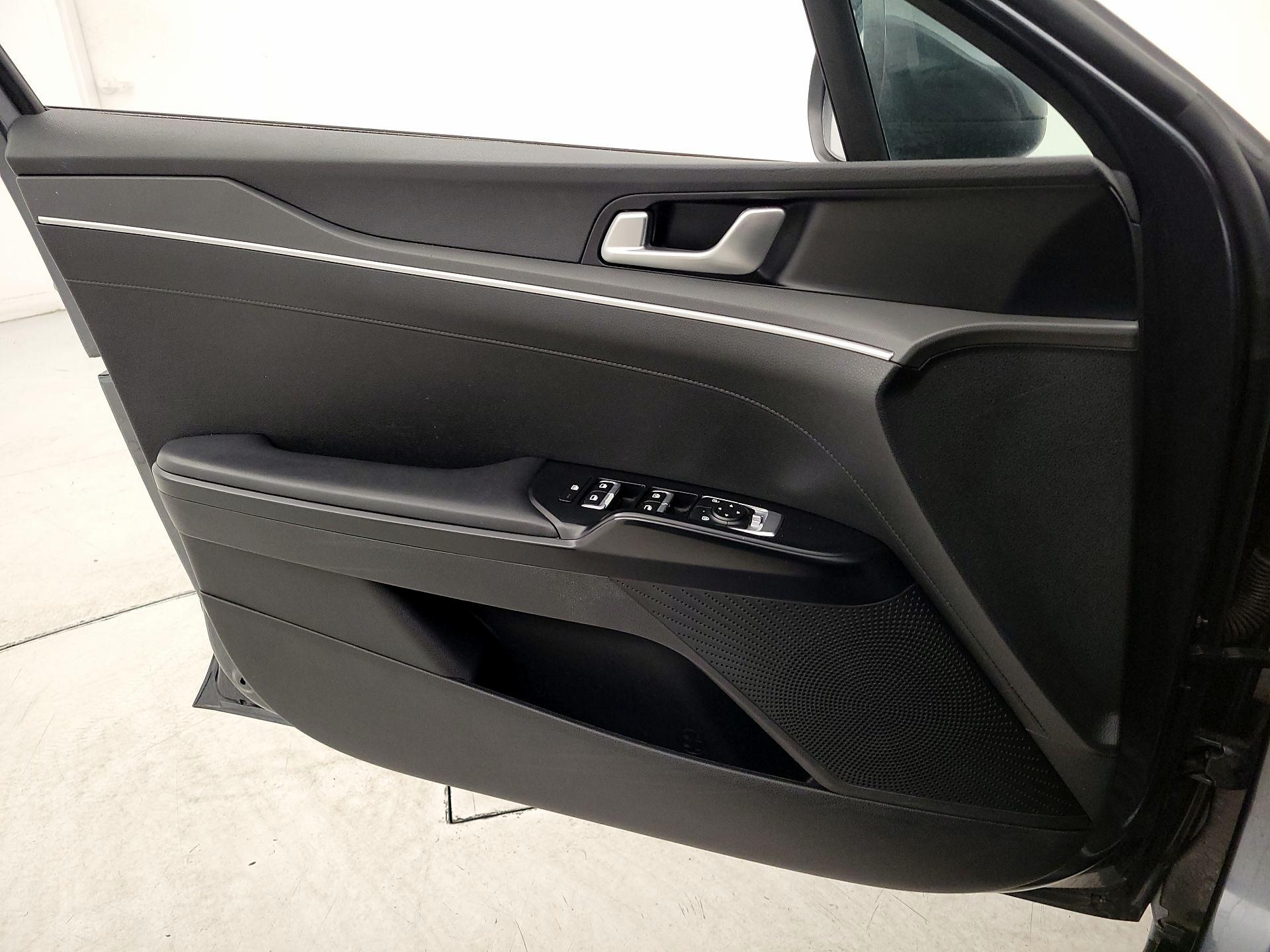 Thumbnail: 2022 Kia K5 - 12