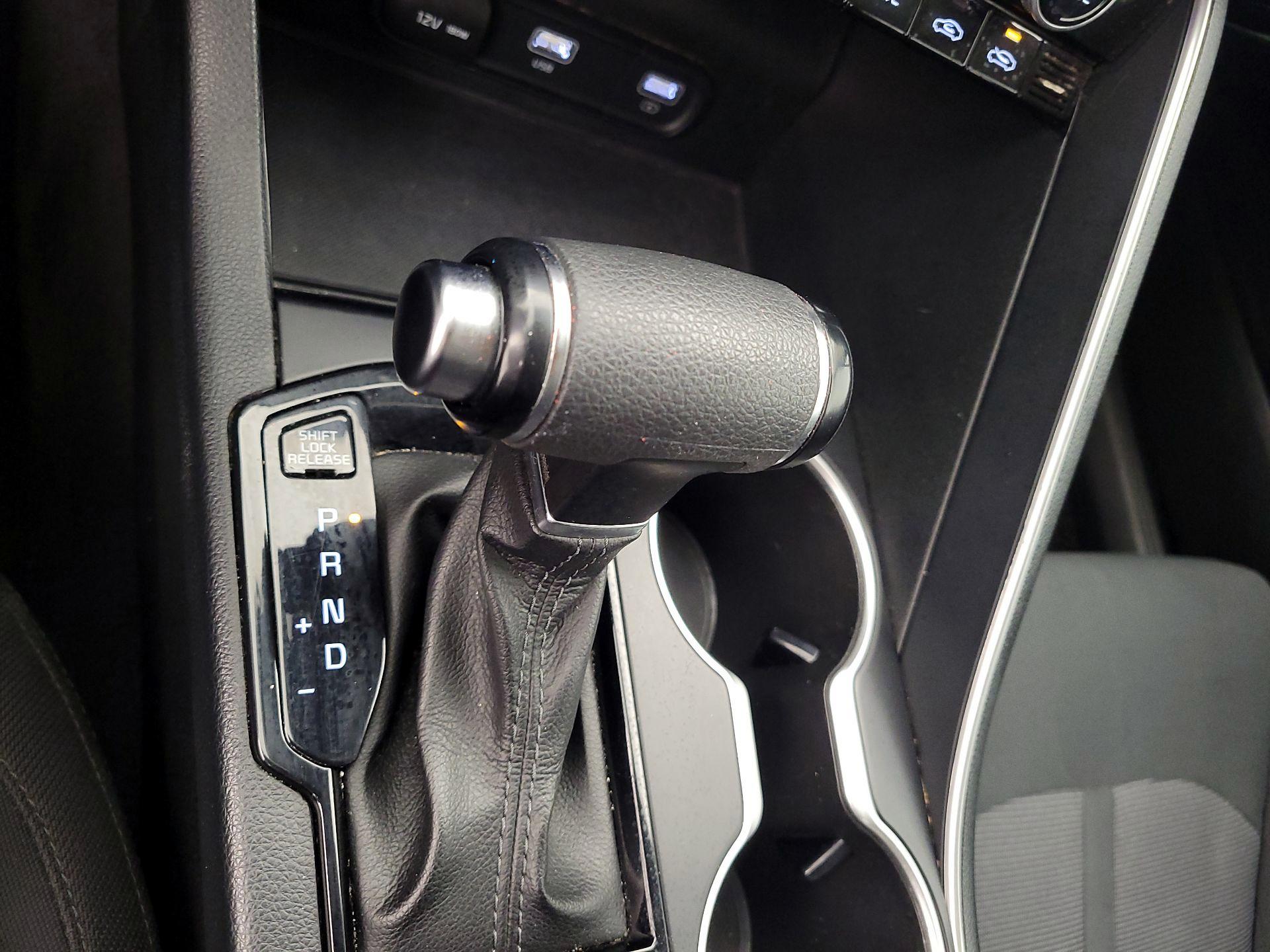 Thumbnail: 2022 Kia K5 - 17