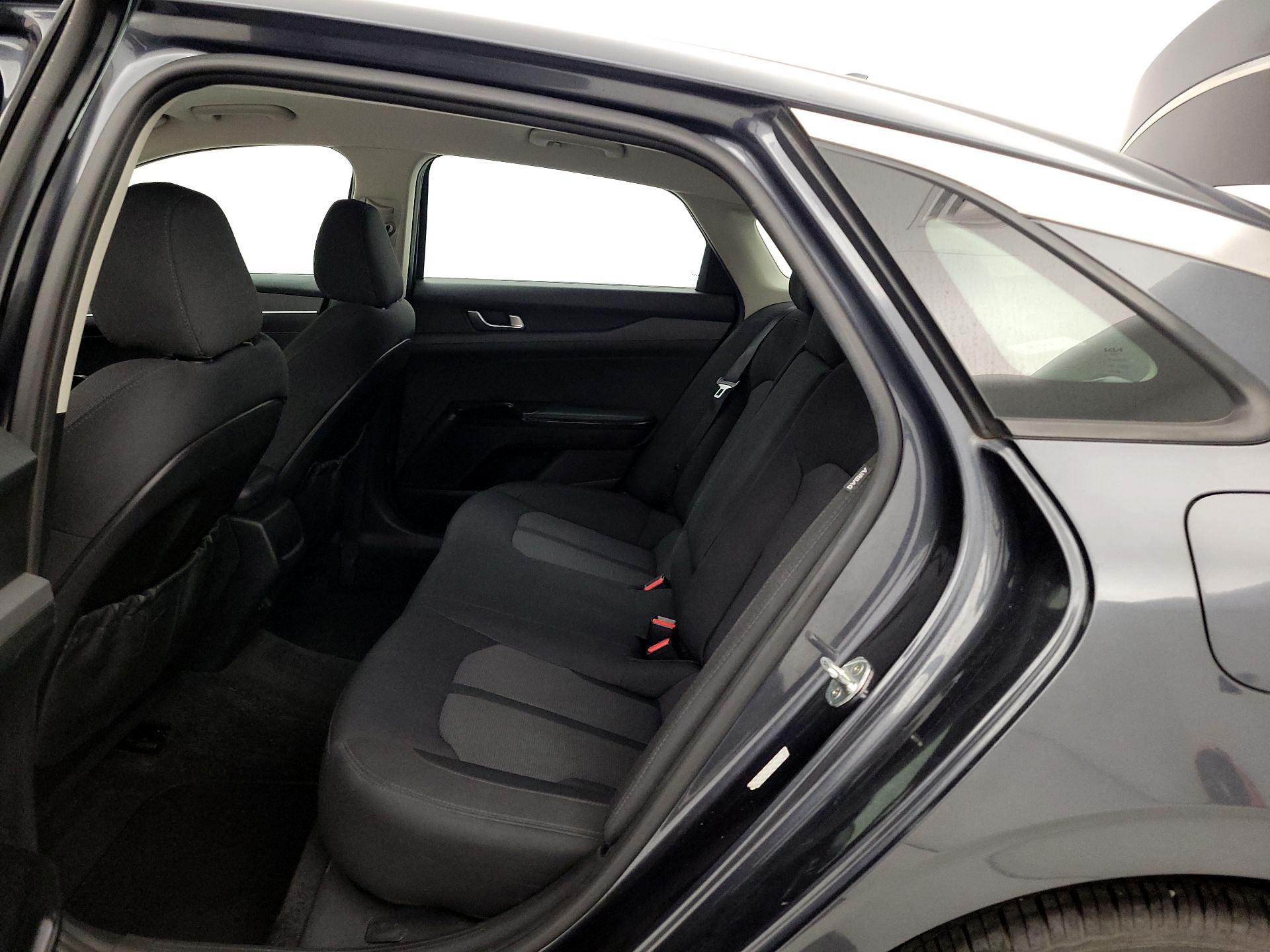 Thumbnail: 2022 Kia K5 - 19