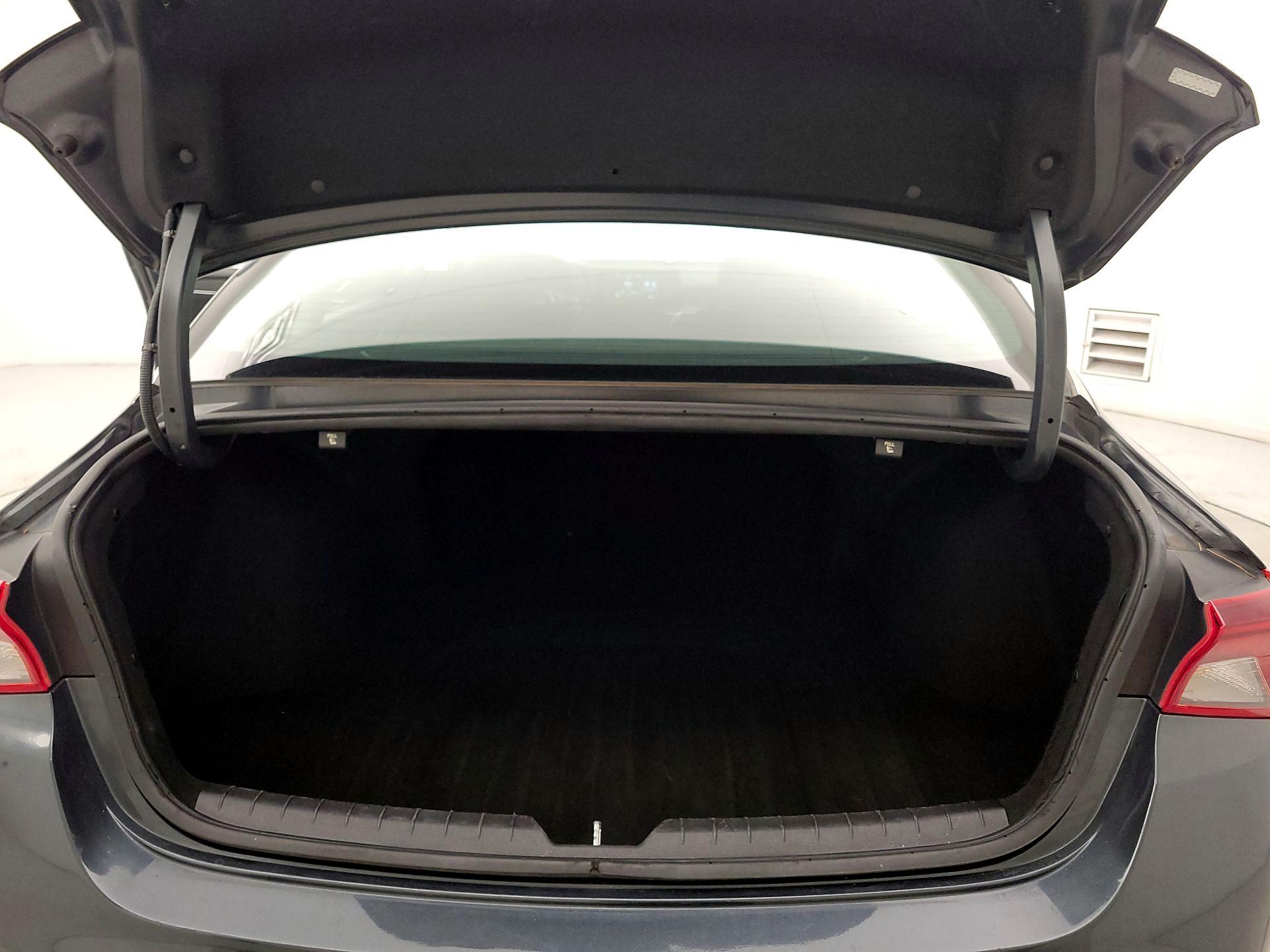 Thumbnail: 2022 Kia K5 - 20