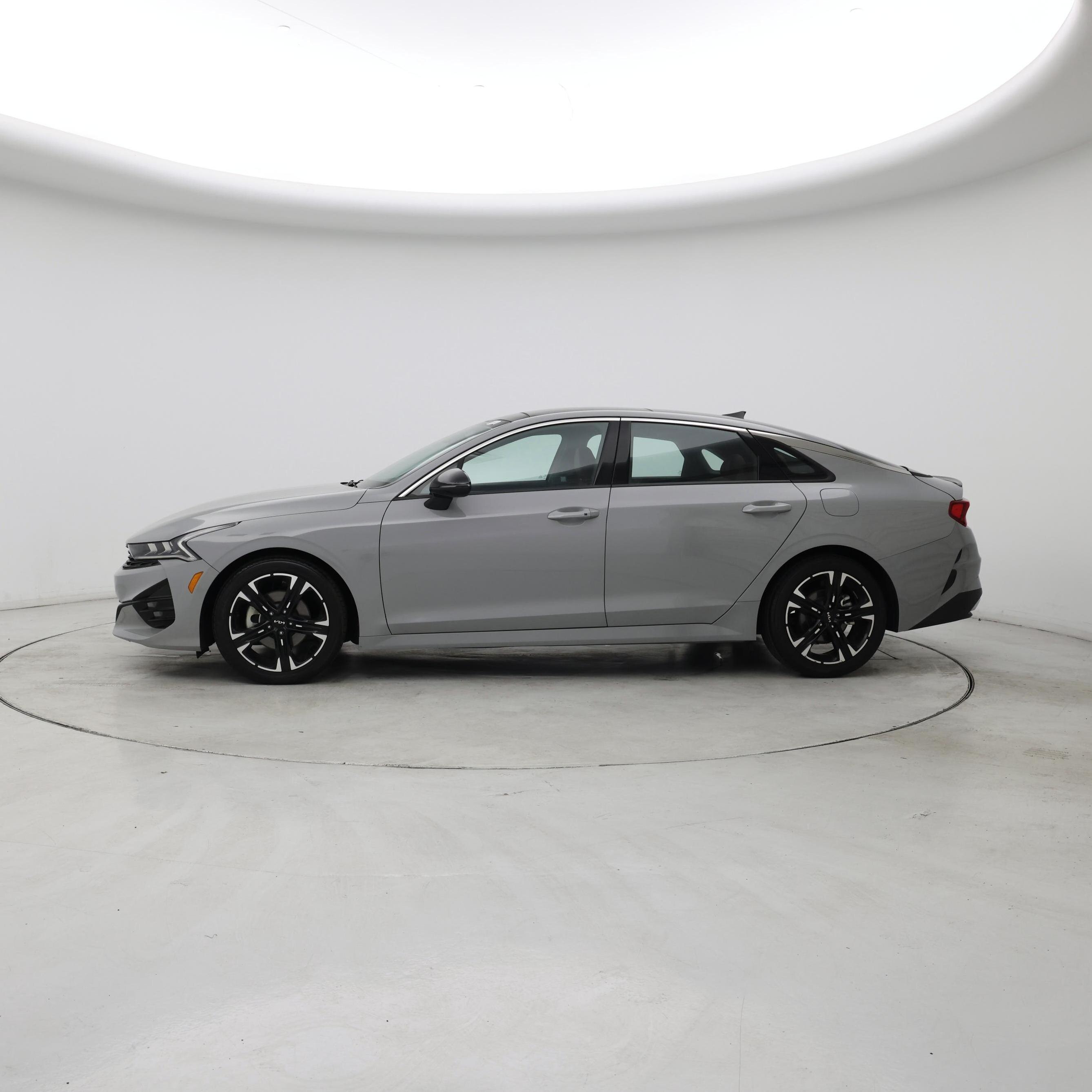 Thumbnail: 2023 Kia K5 - 3