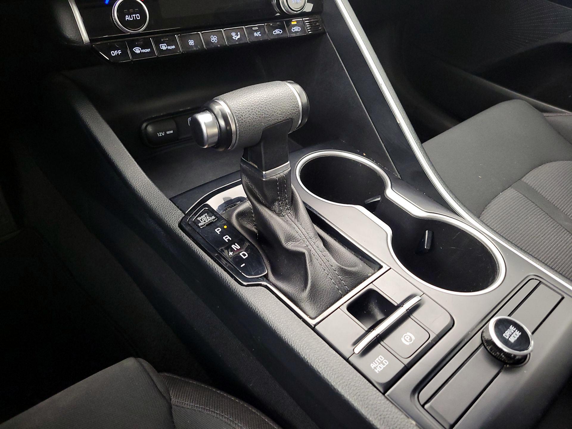 Thumbnail: 2022 Kia K5 - 17