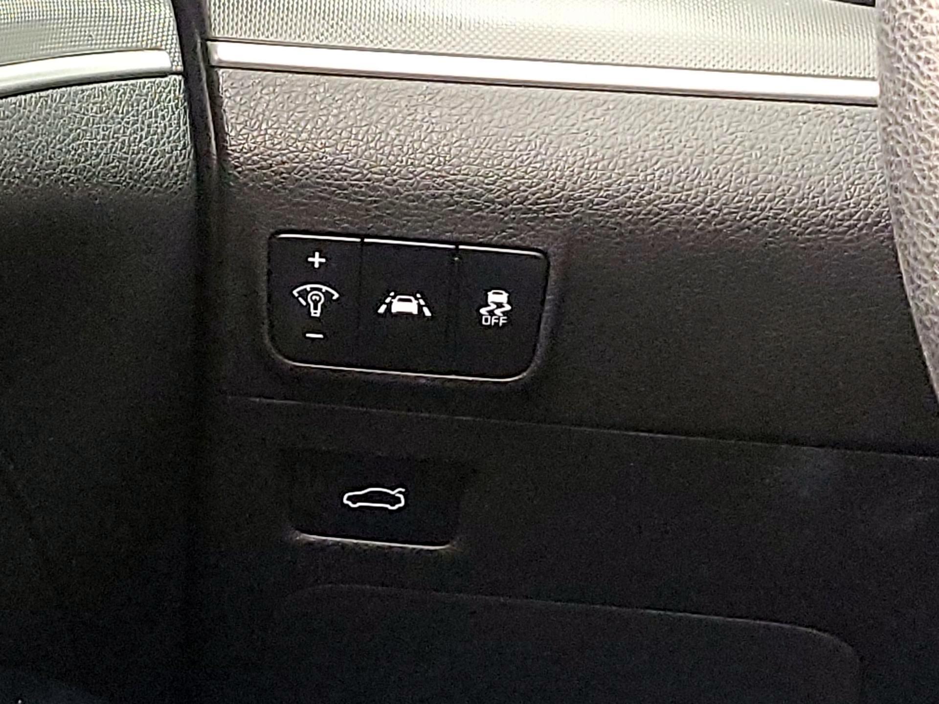 Thumbnail: 2022 Kia K5 - 13