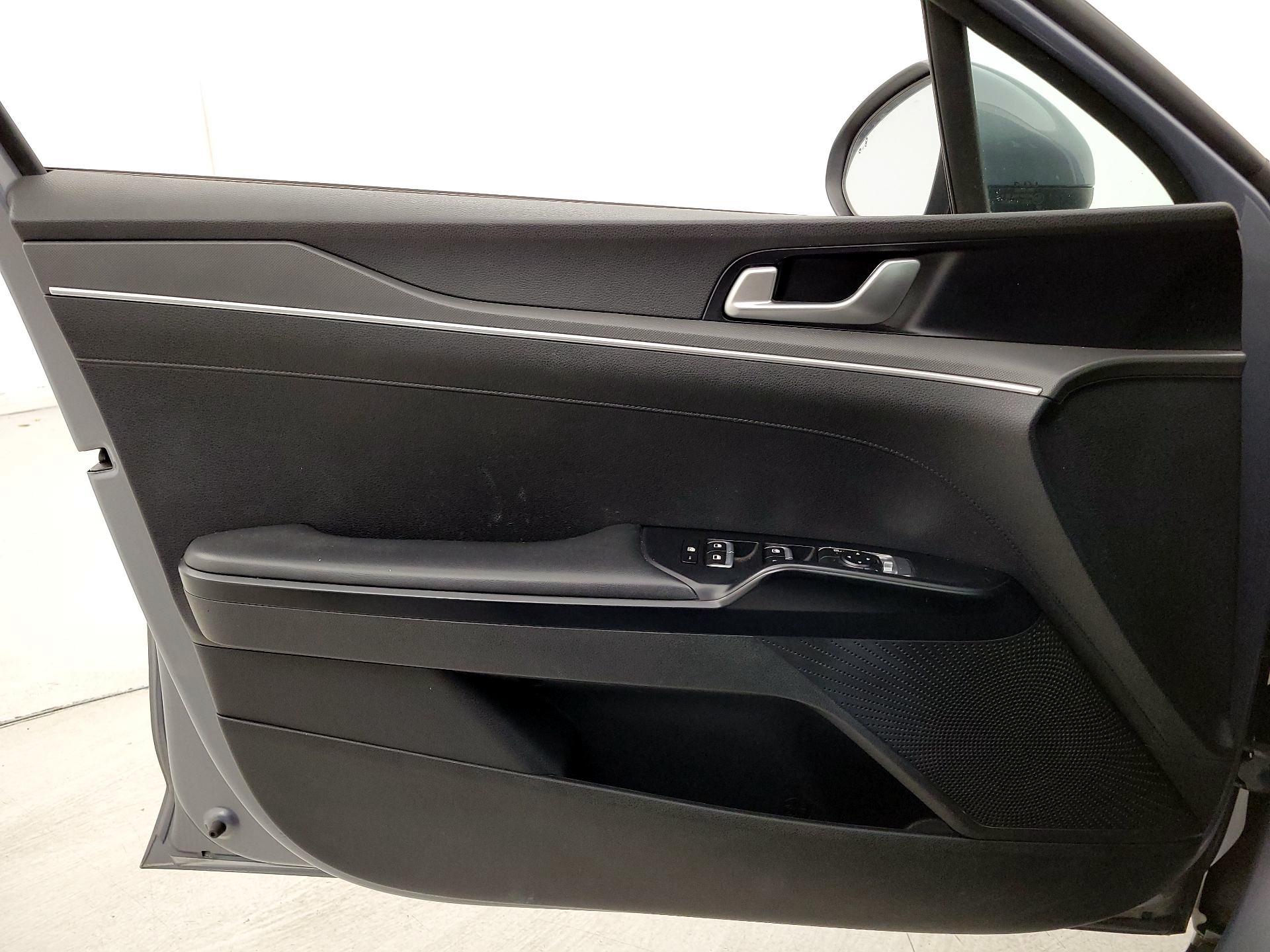 Thumbnail: 2022 Kia K5 - 12