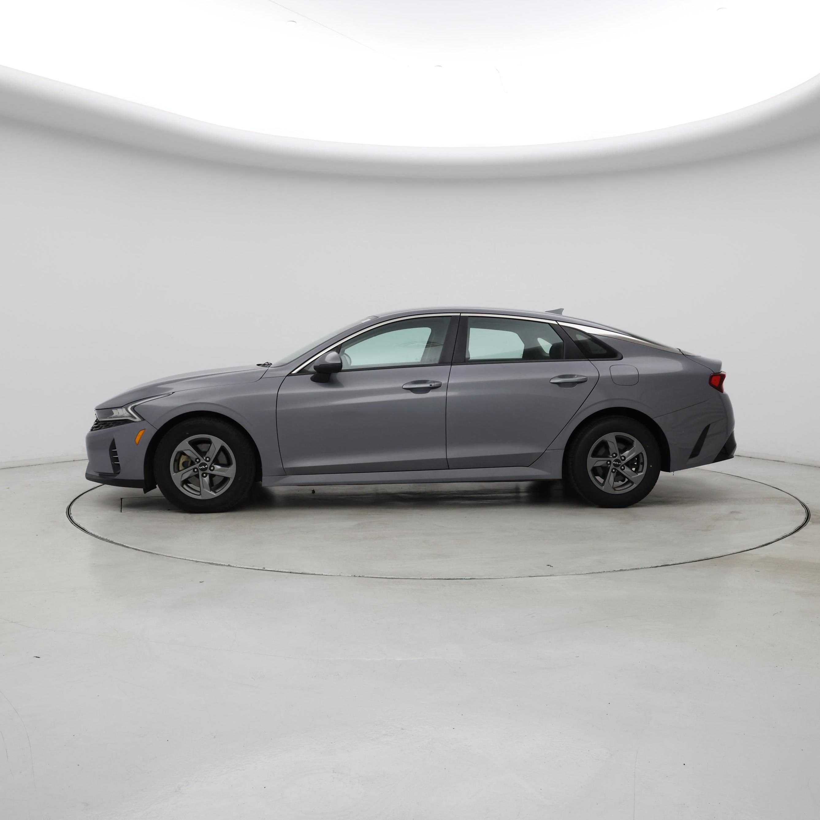 Thumbnail: 2022 Kia K5 - 3