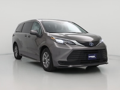 2023 Toyota Sienna Hybrid LE