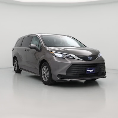 2023 Toyota Sienna LE