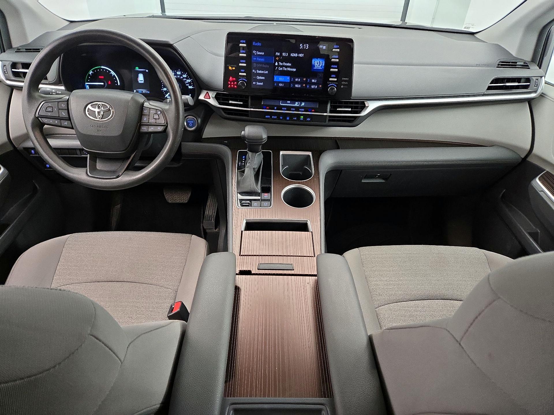 Thumbnail: 2023 Toyota Sienna - 9