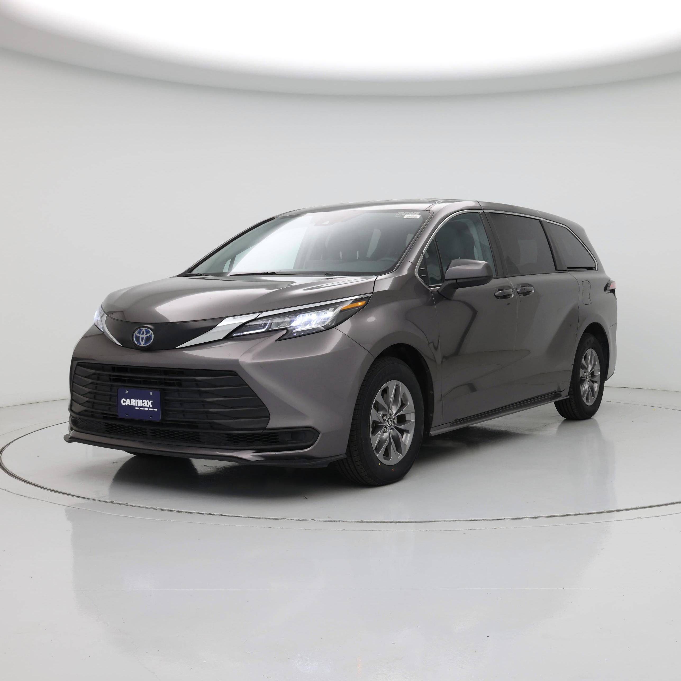 Thumbnail: 2023 Toyota Sienna - 4