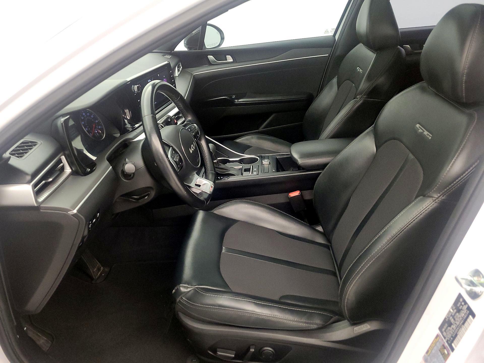 Thumbnail: 2022 Kia K5 - 11