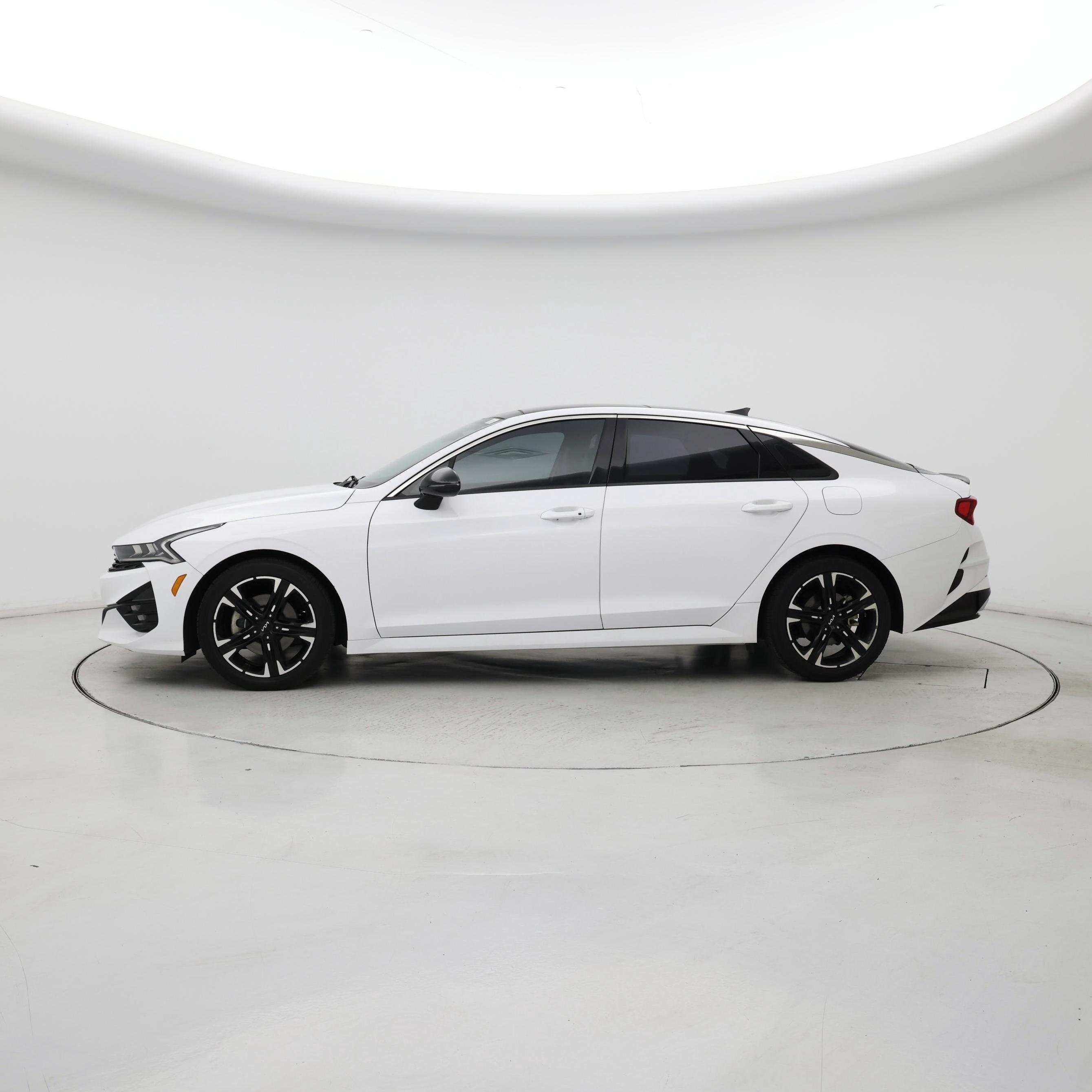 Thumbnail: 2022 Kia K5 - 3