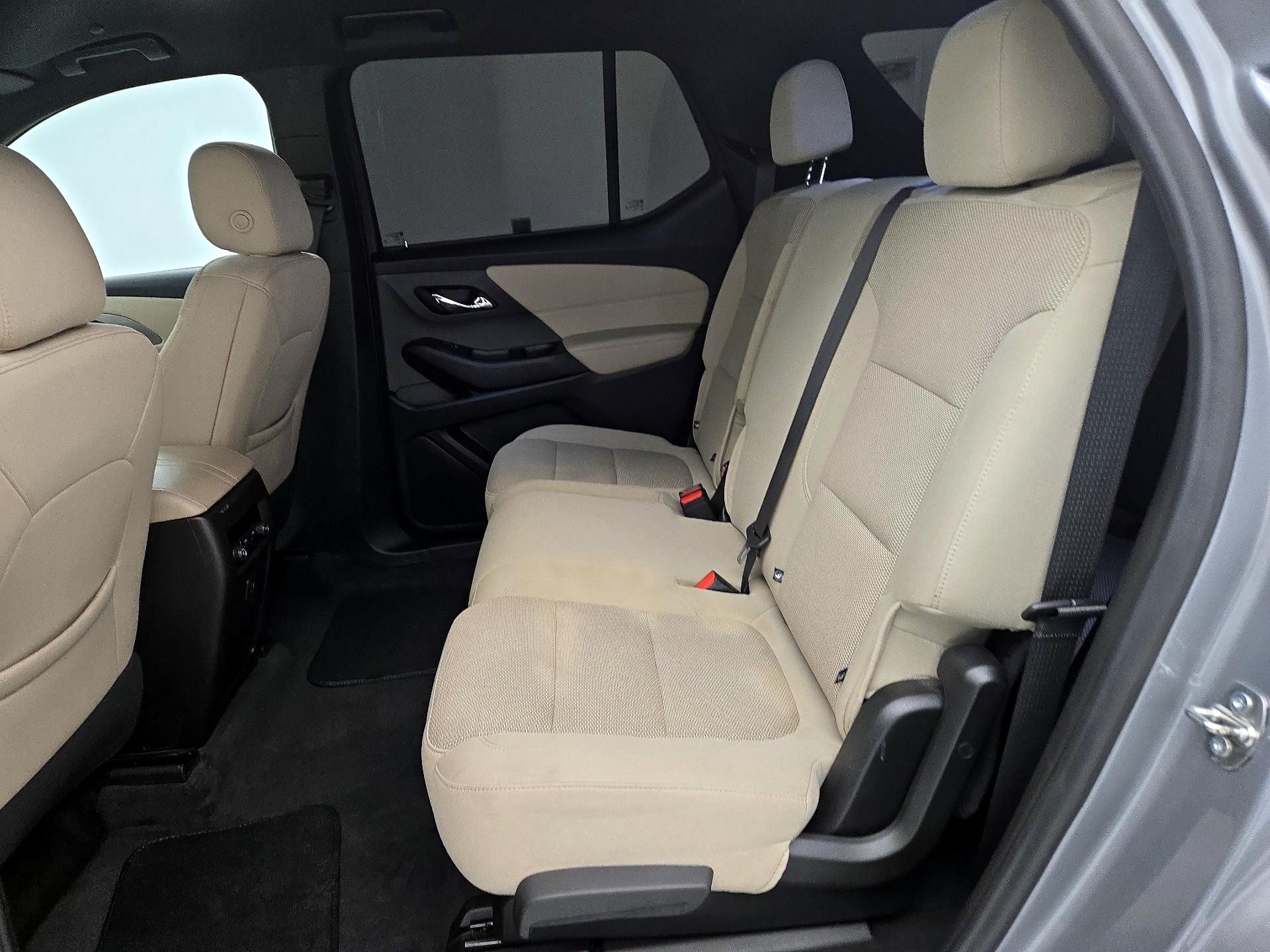 Thumbnail: 2023 Chevrolet Traverse - 19