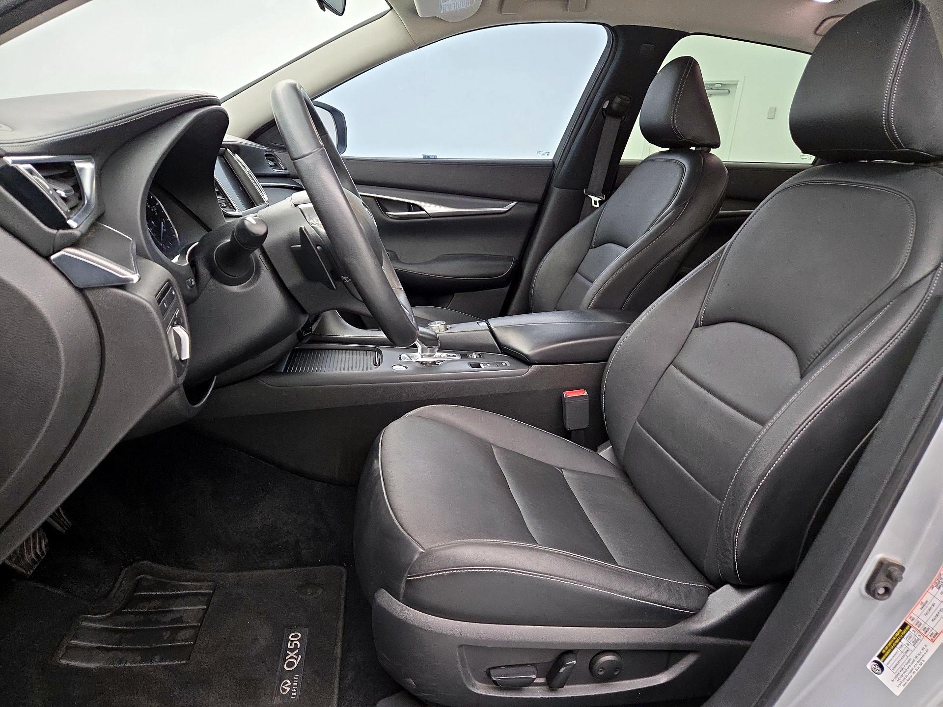 Thumbnail: 2020 INFINITI QX50 - 11