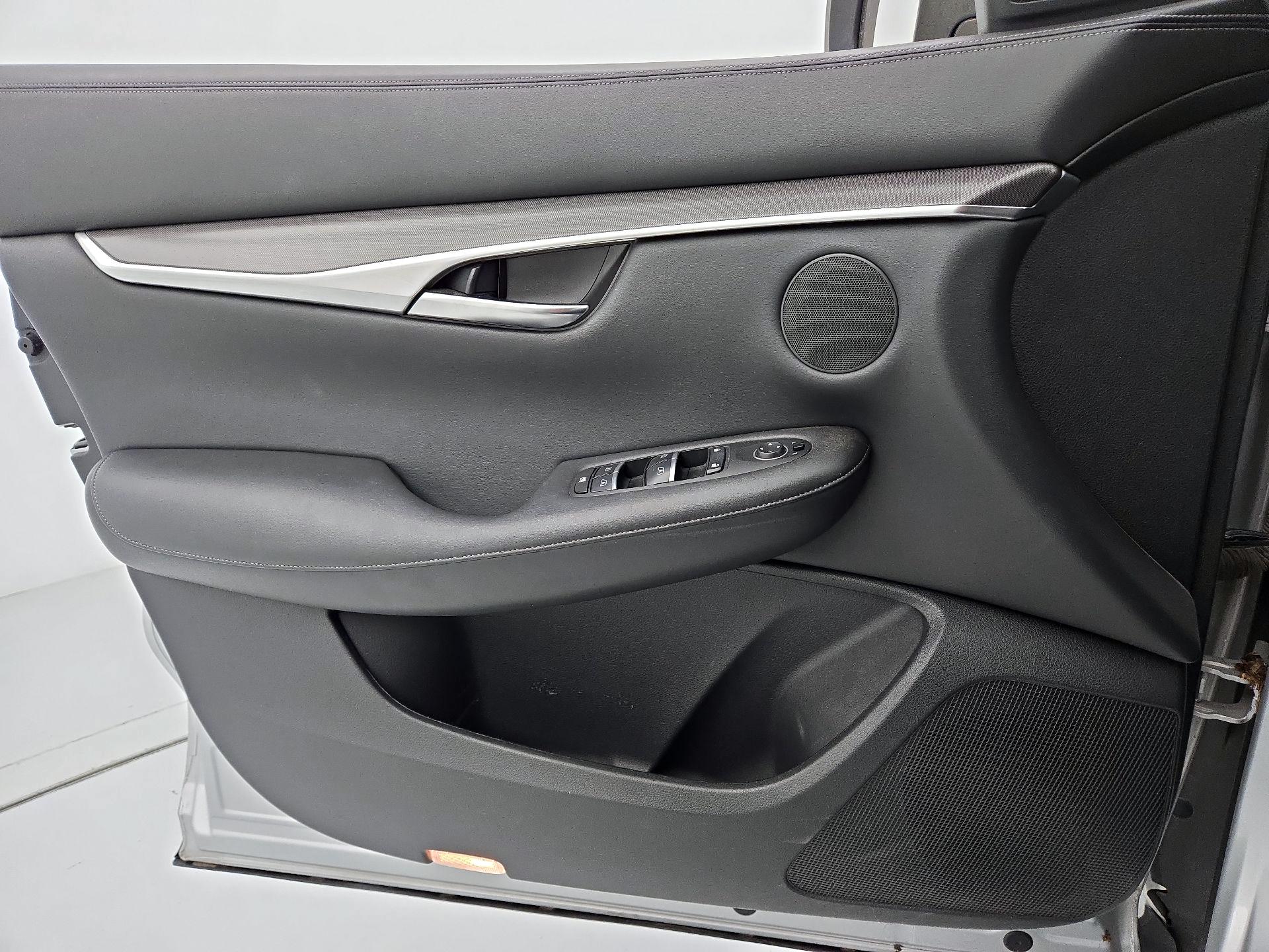 Thumbnail: 2020 INFINITI QX50 - 12