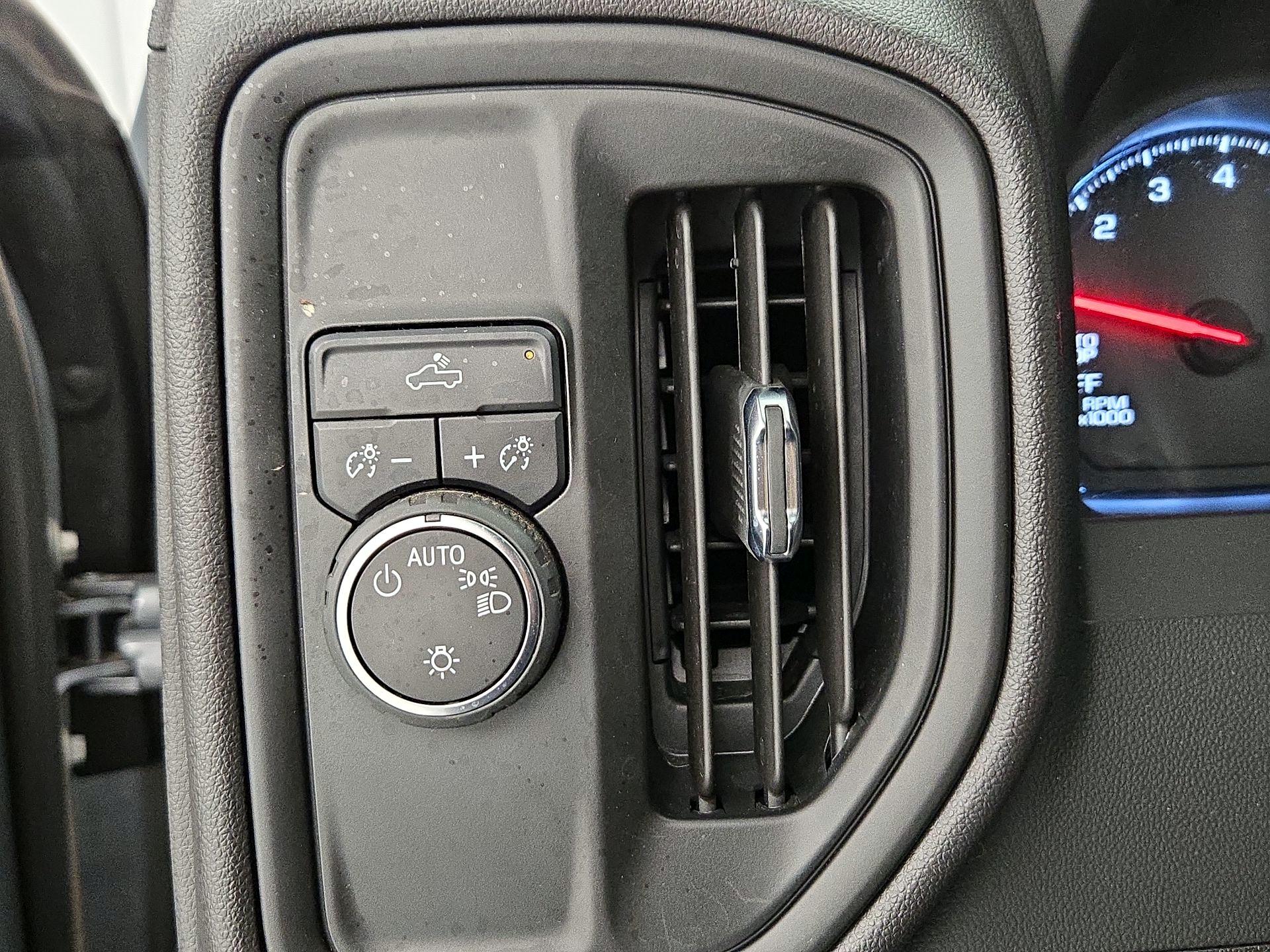 Thumbnail: 2024 Chevrolet Silverado 1500 - 13