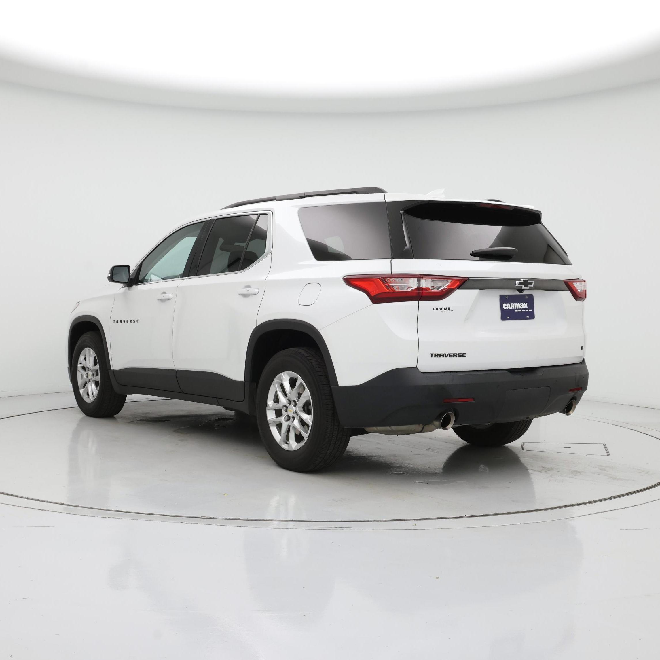 Thumbnail: 2021 Chevrolet Traverse - 2