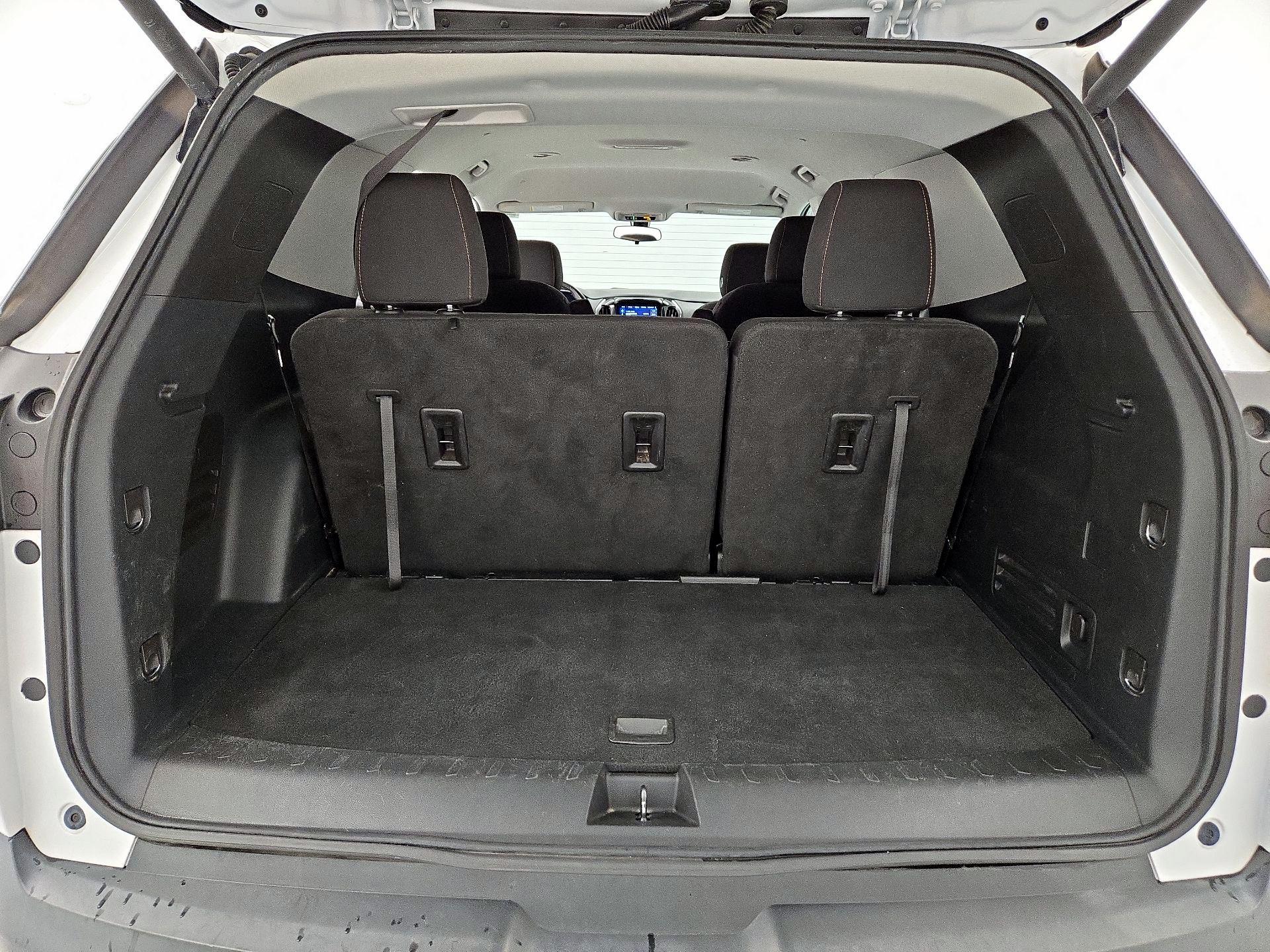 Thumbnail: 2021 Chevrolet Traverse - 20