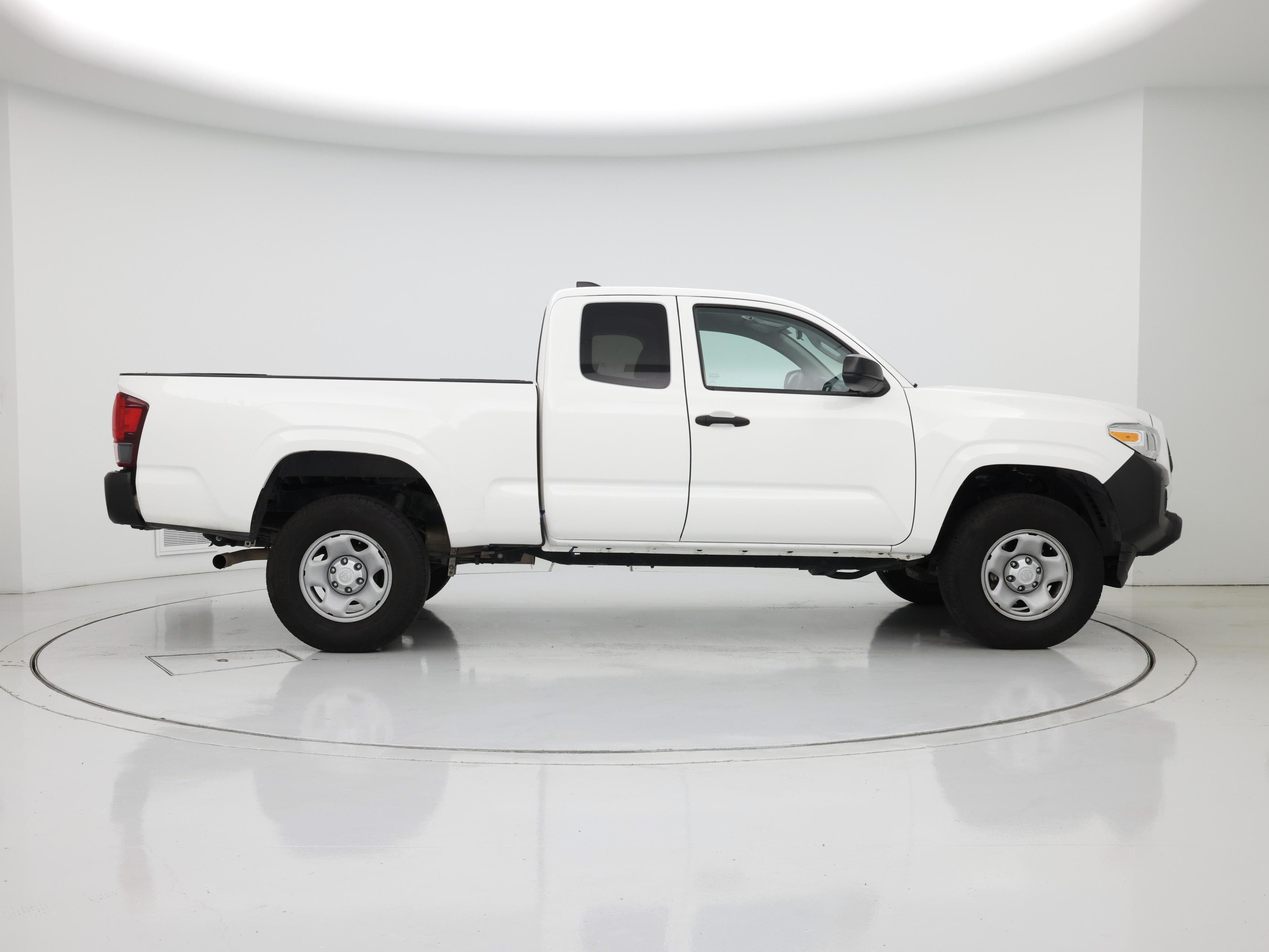 Thumbnail: 2022 Toyota Tacoma - 7