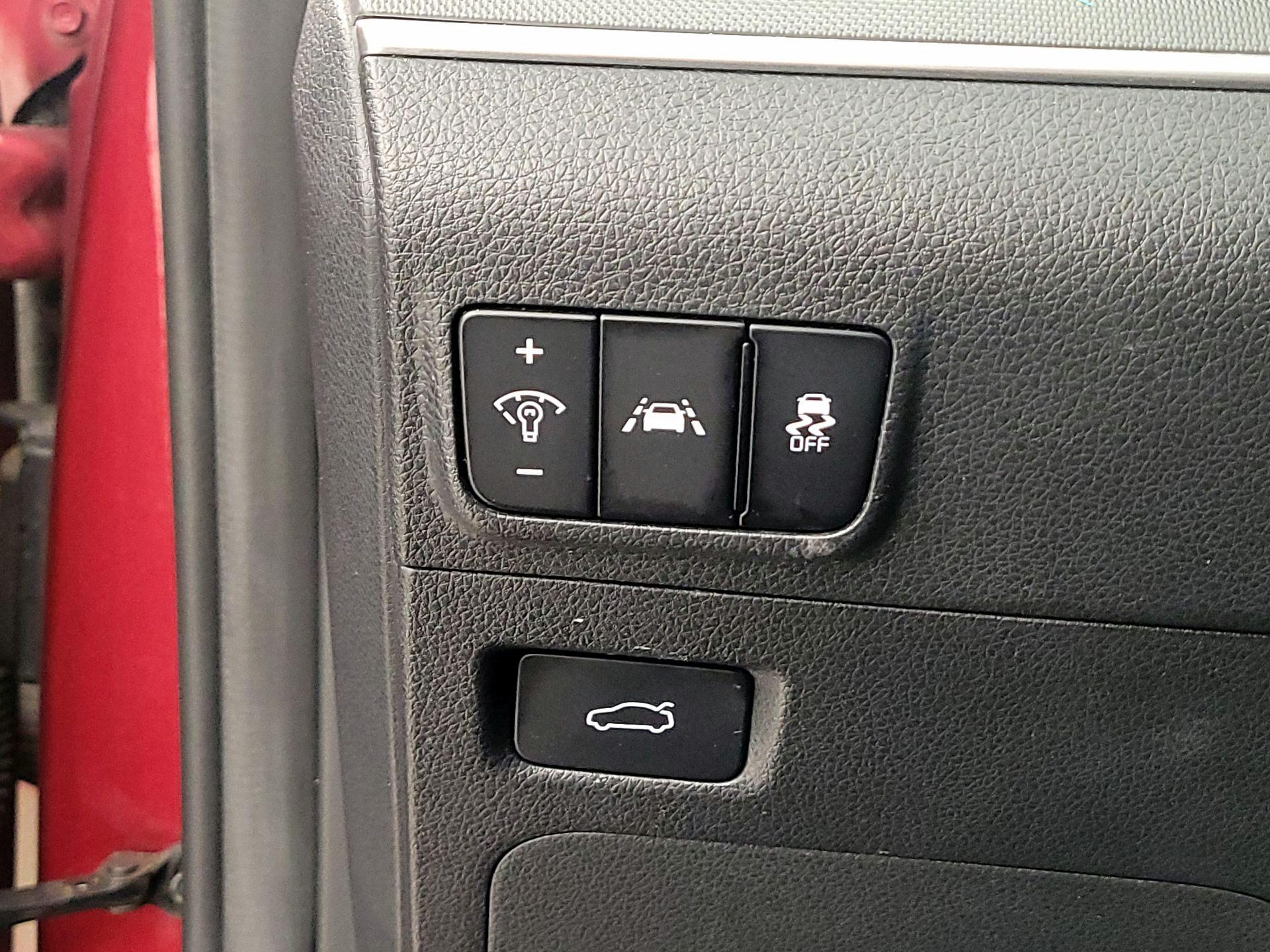 Thumbnail: 2022 Kia K5 - 13