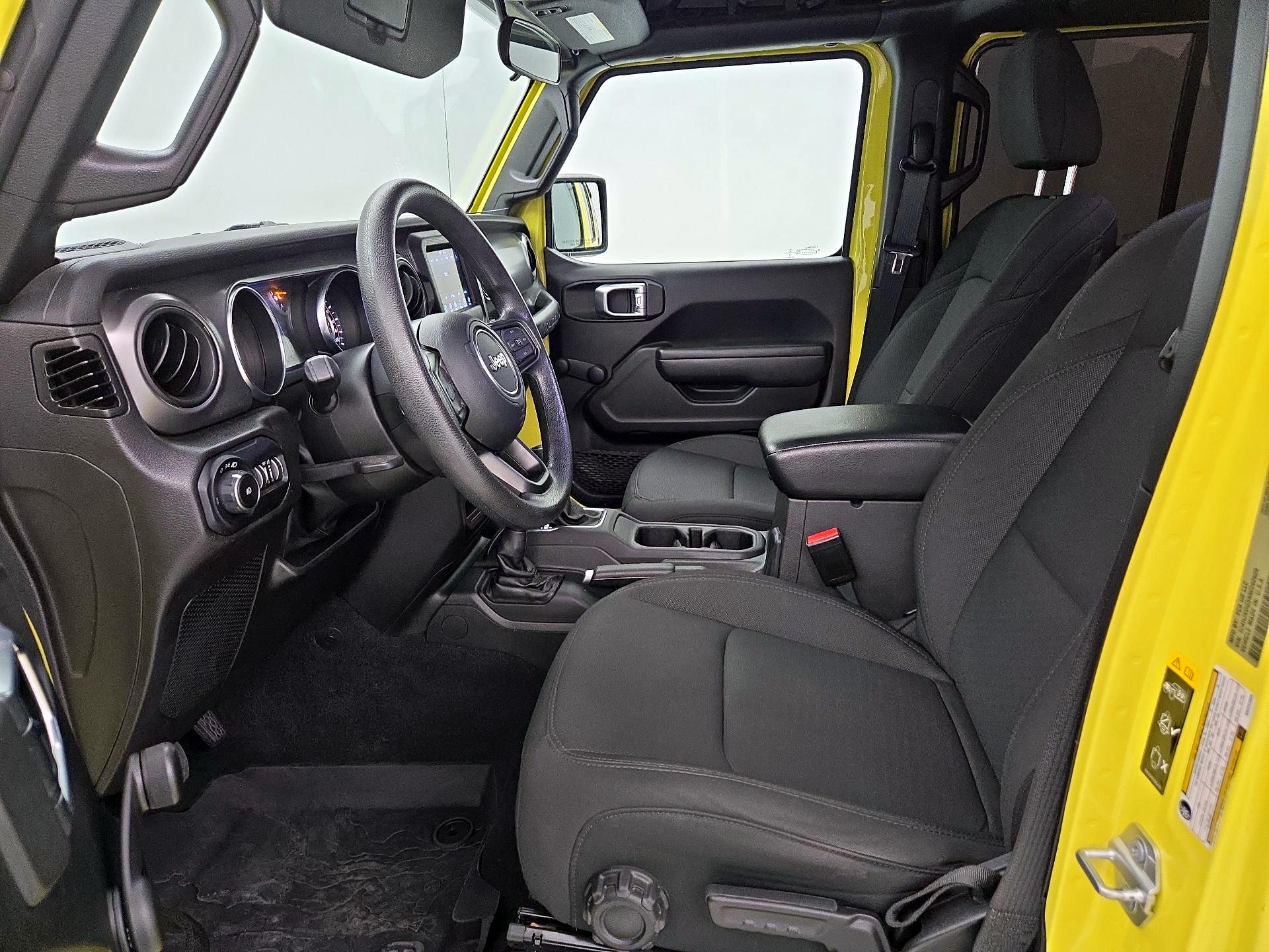 Thumbnail: 2022 Jeep Wrangler - 11