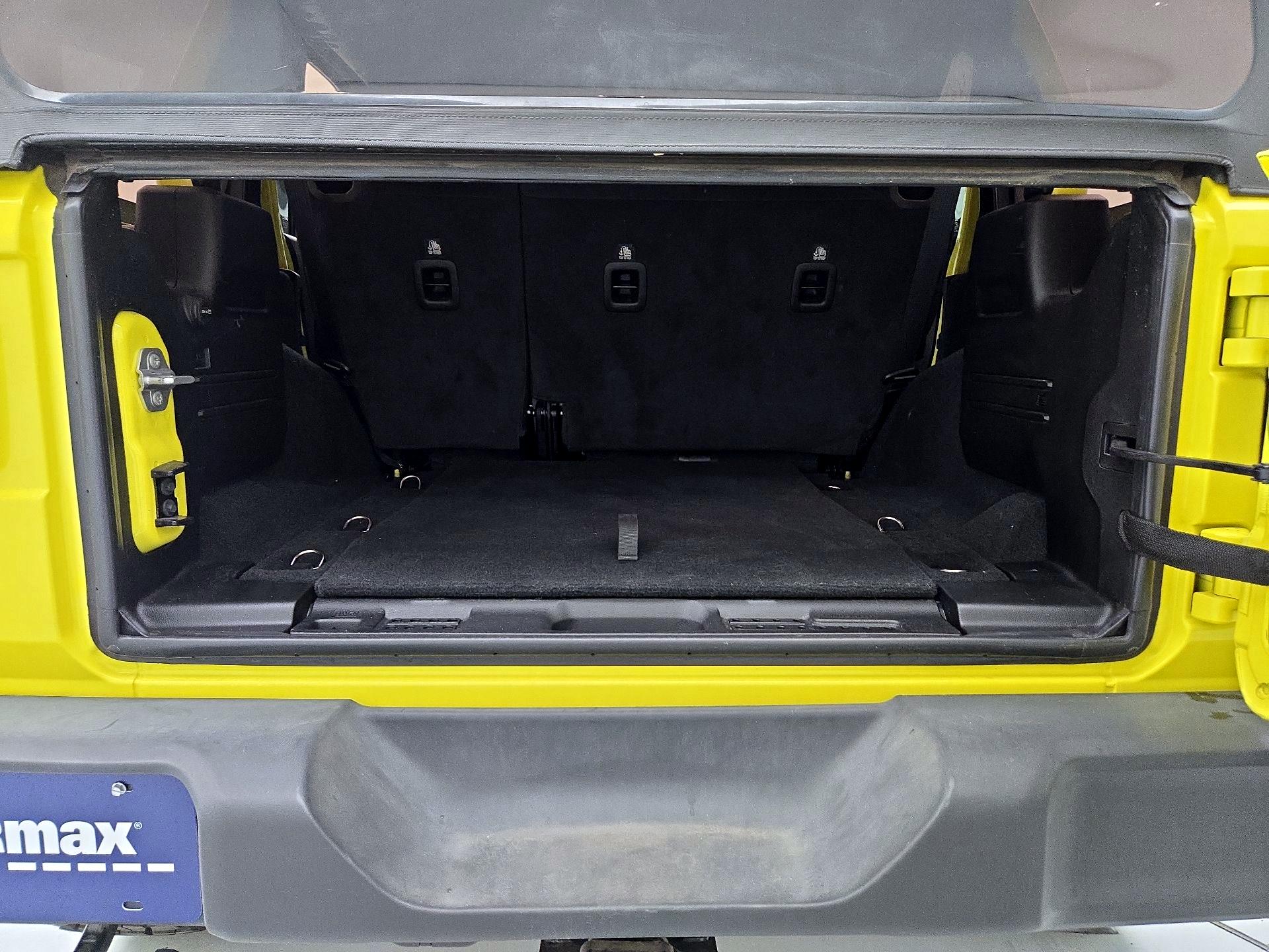 Thumbnail: 2022 Jeep Wrangler - 20