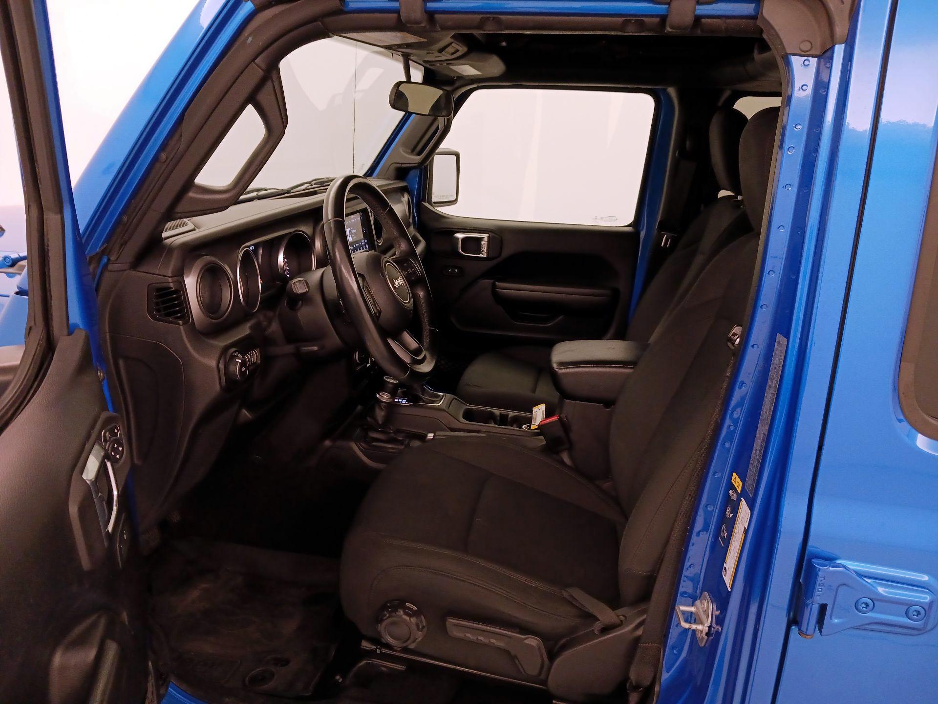 Thumbnail: 2021 Jeep Wrangler - 11