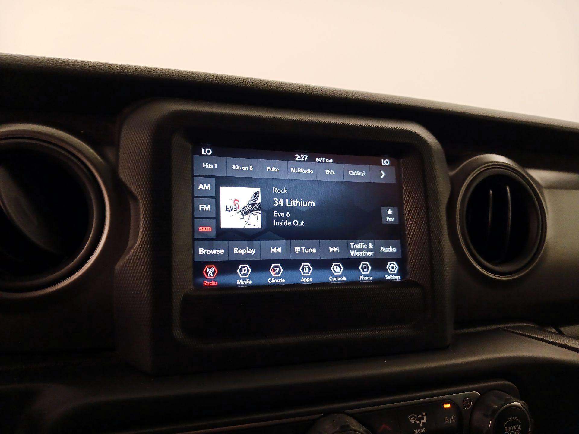 Thumbnail: 2021 Jeep Wrangler - 15