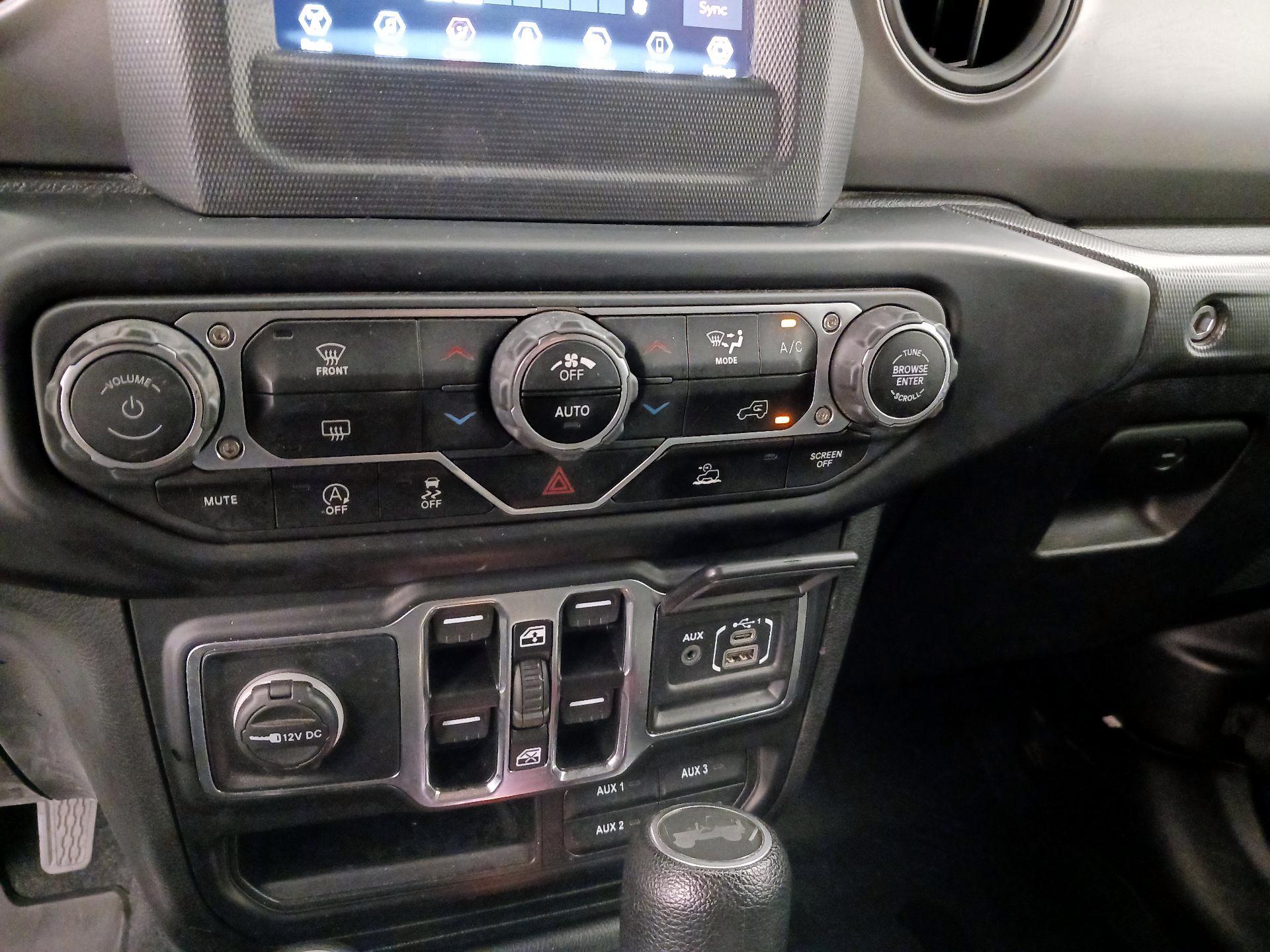 Thumbnail: 2021 Jeep Wrangler - 16