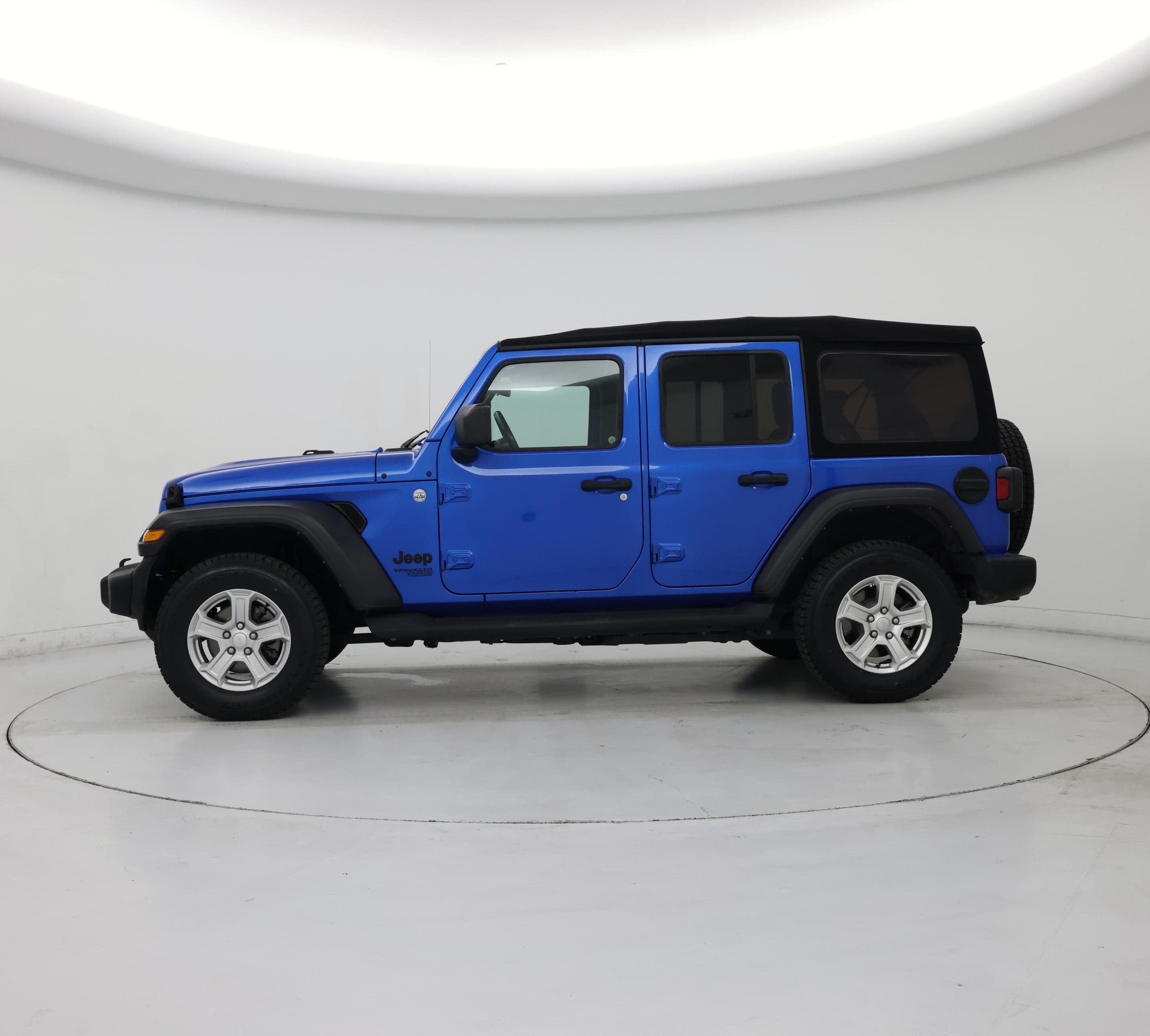 Thumbnail: 2021 Jeep Wrangler - 3