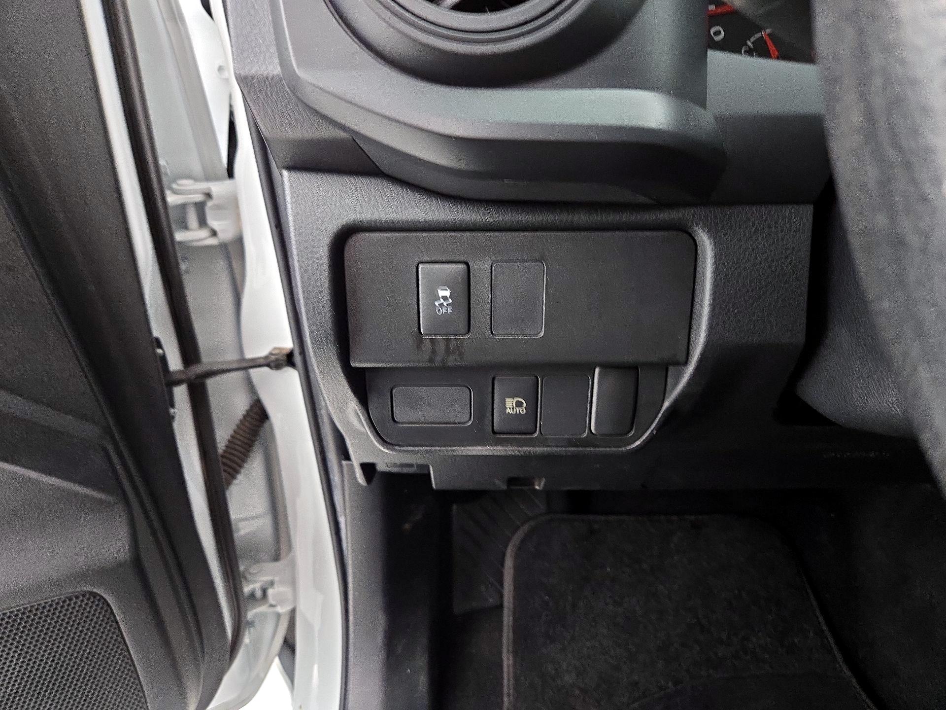 Thumbnail: 2022 Toyota Tacoma - 13