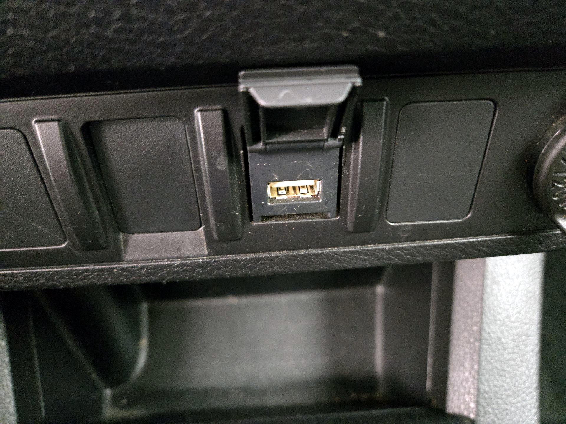 Thumbnail: 2022 Toyota Tacoma - 18