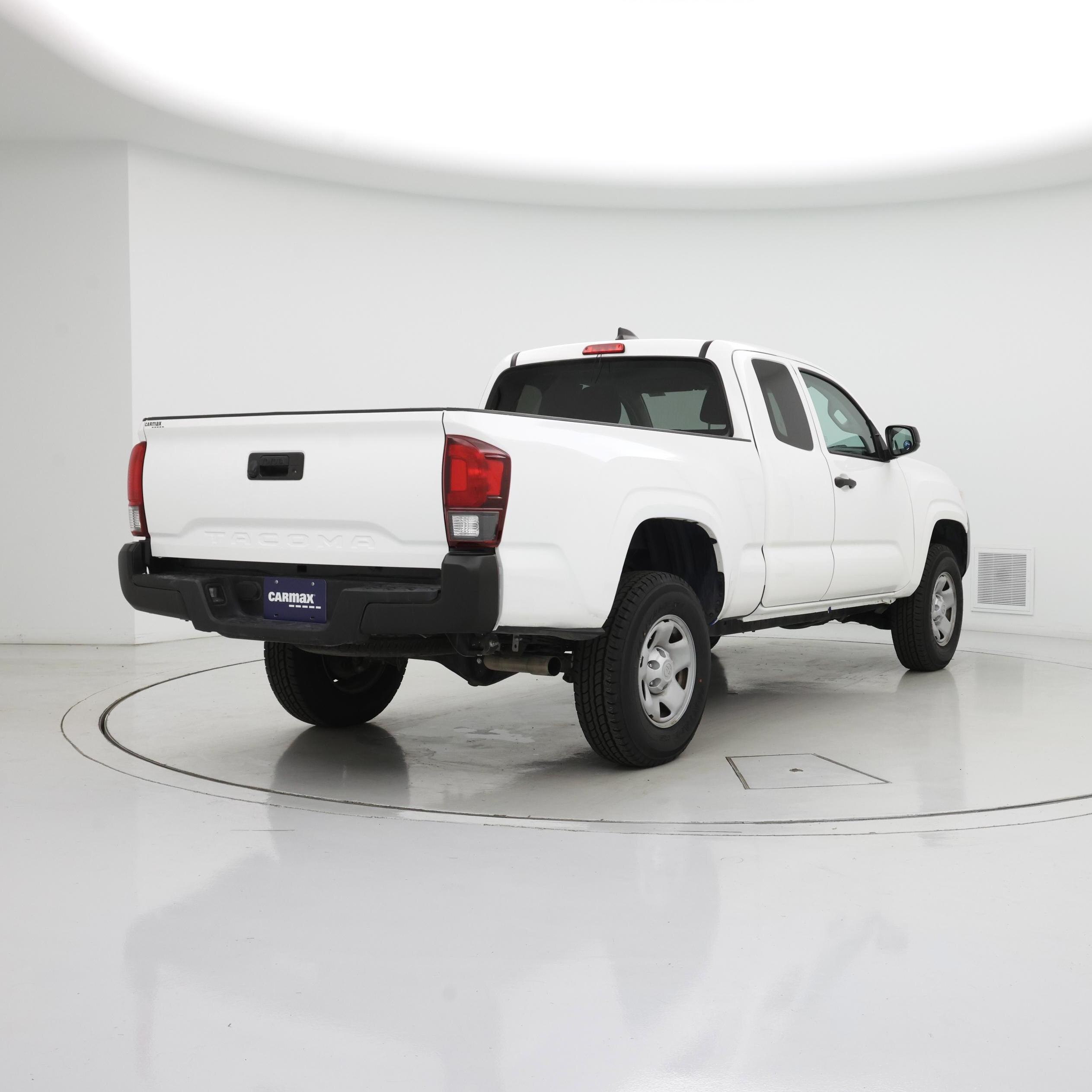 Thumbnail: 2022 Toyota Tacoma - 8