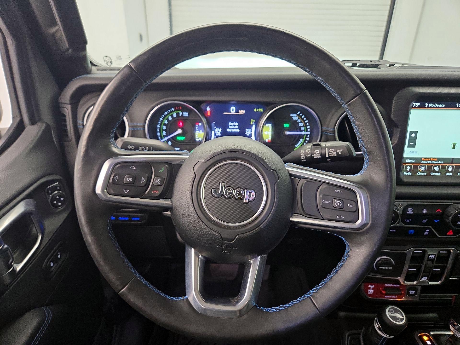 Thumbnail: 2022 Jeep Wrangler - 10