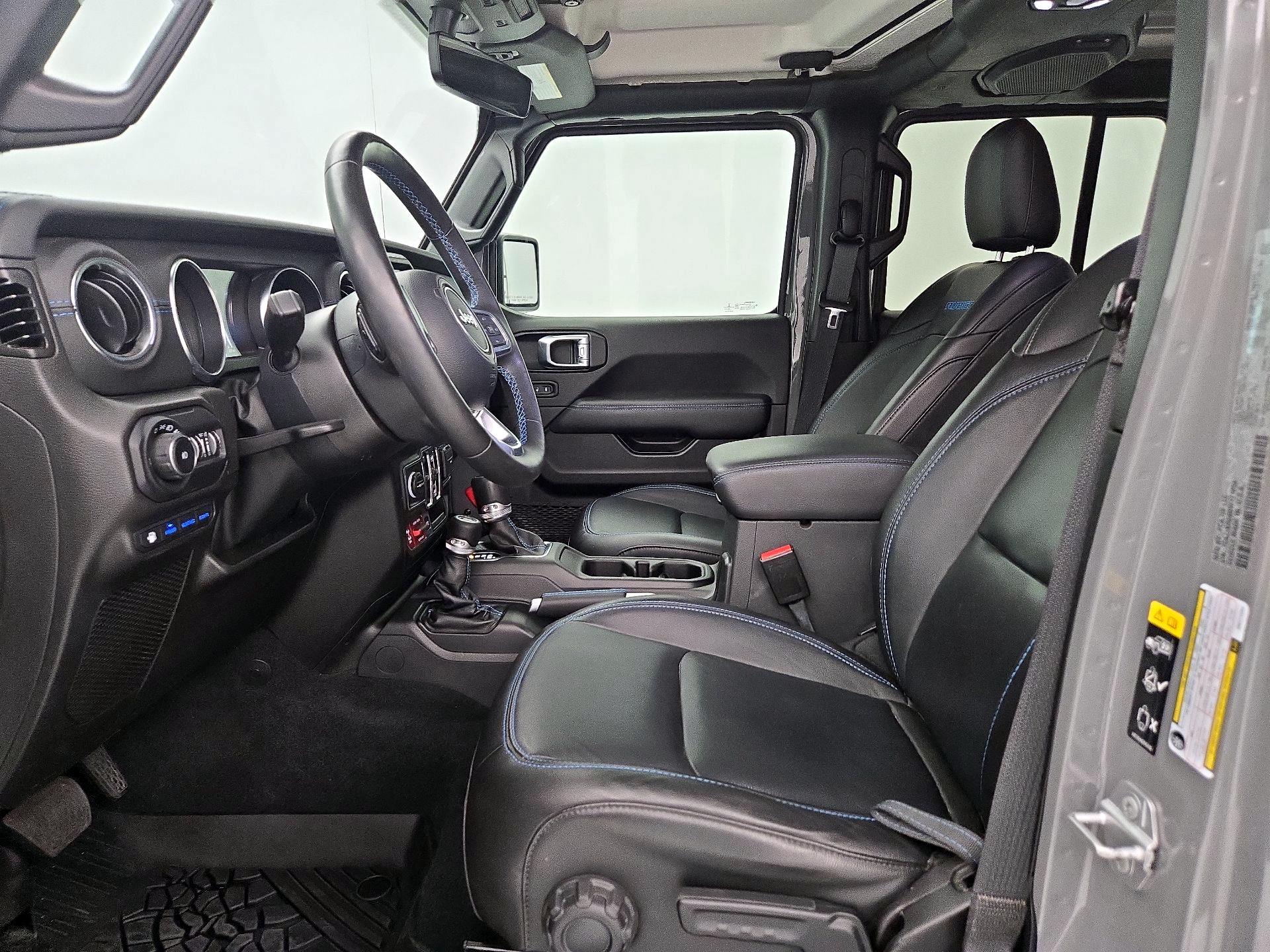 Thumbnail: 2022 Jeep Wrangler - 11