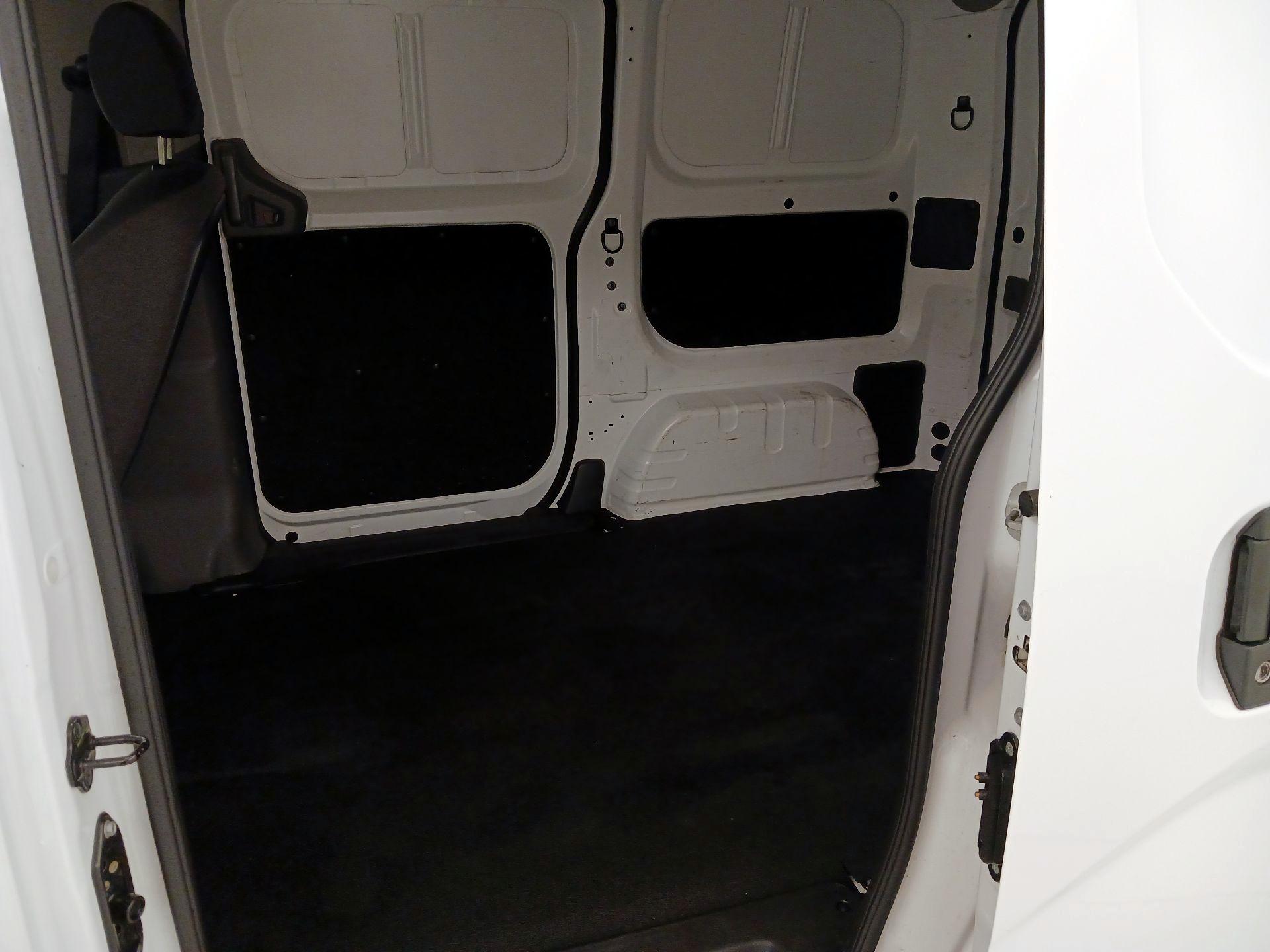 Thumbnail: 2021 Nissan NV200 - 20