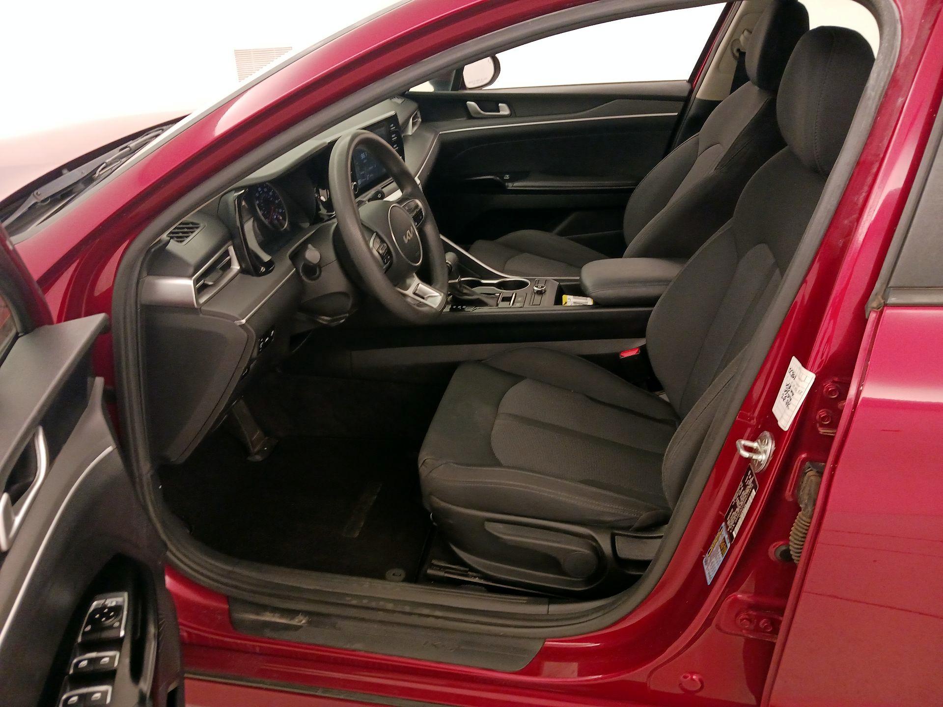 Thumbnail: 2022 Kia K5 - 11