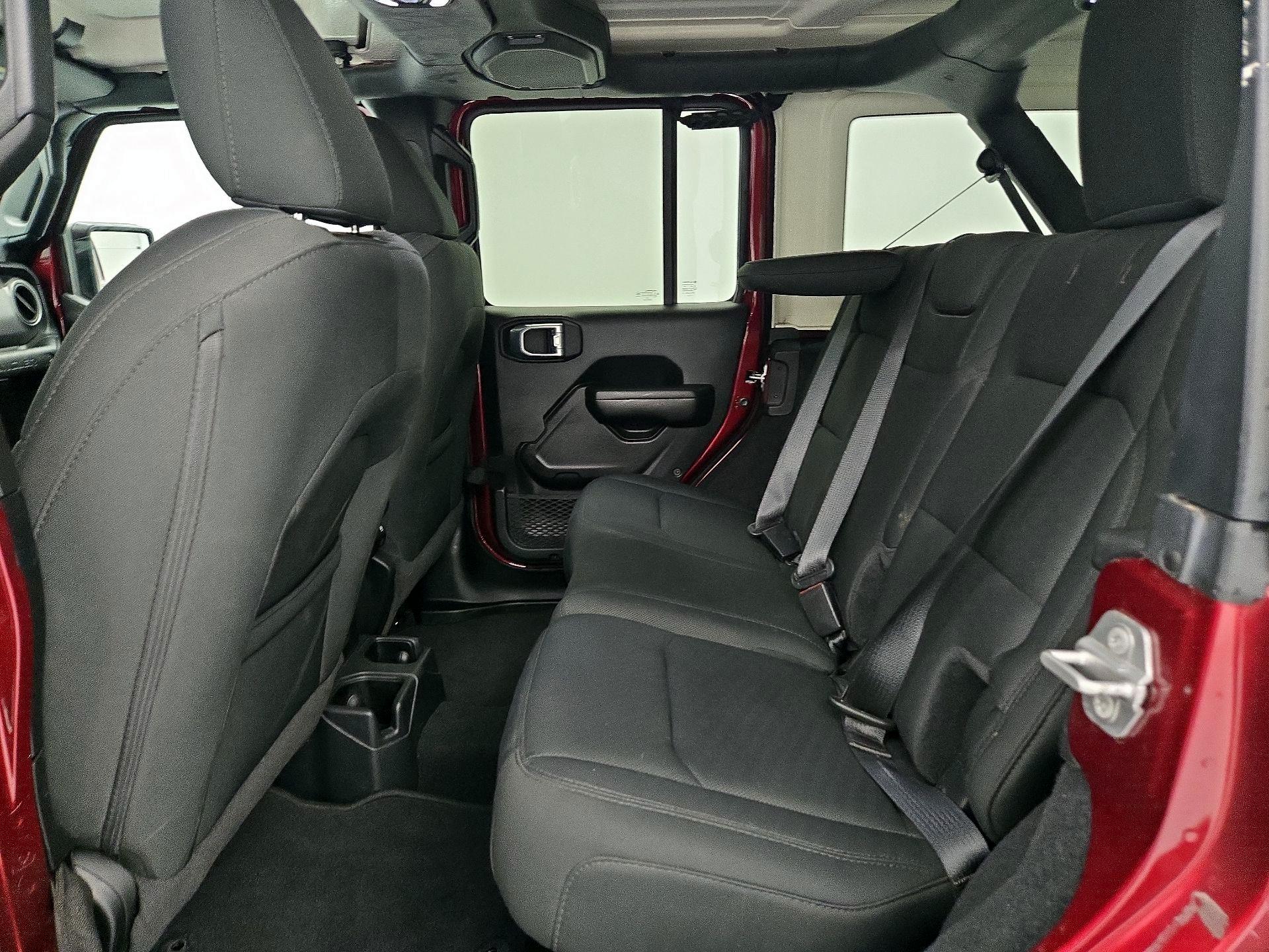 Thumbnail: 2021 Jeep Wrangler - 19