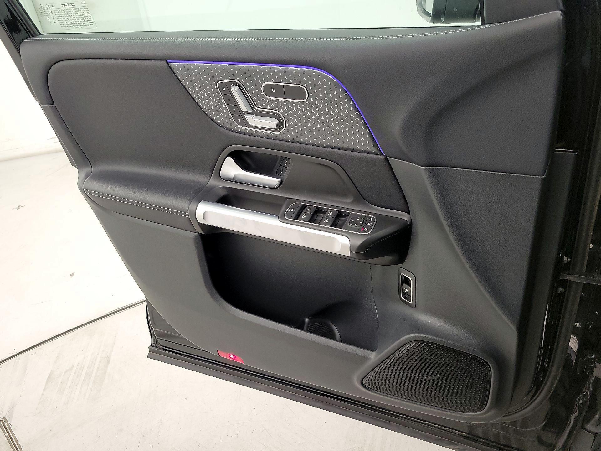 Thumbnail: 2024 Mercedes-Benz GLB - 12