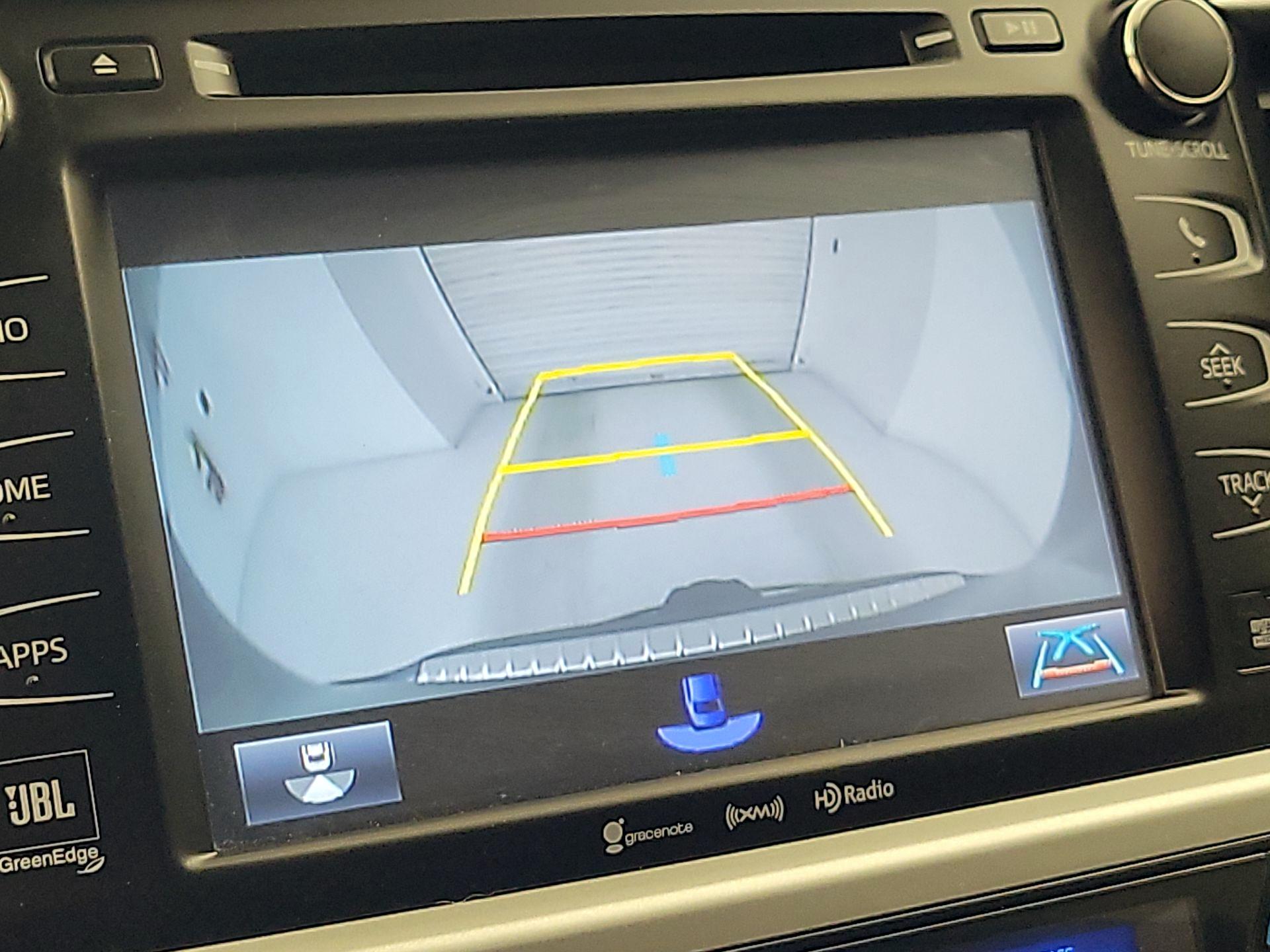 Thumbnail: 2018 Toyota Highlander - 14