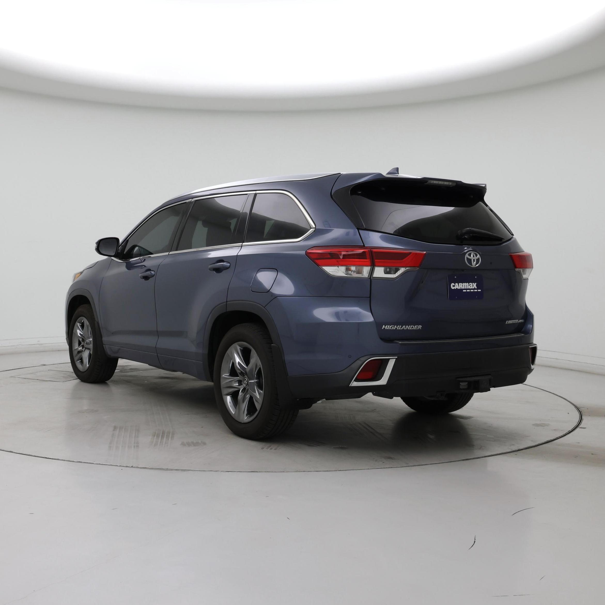 Thumbnail: 2018 Toyota Highlander - 2