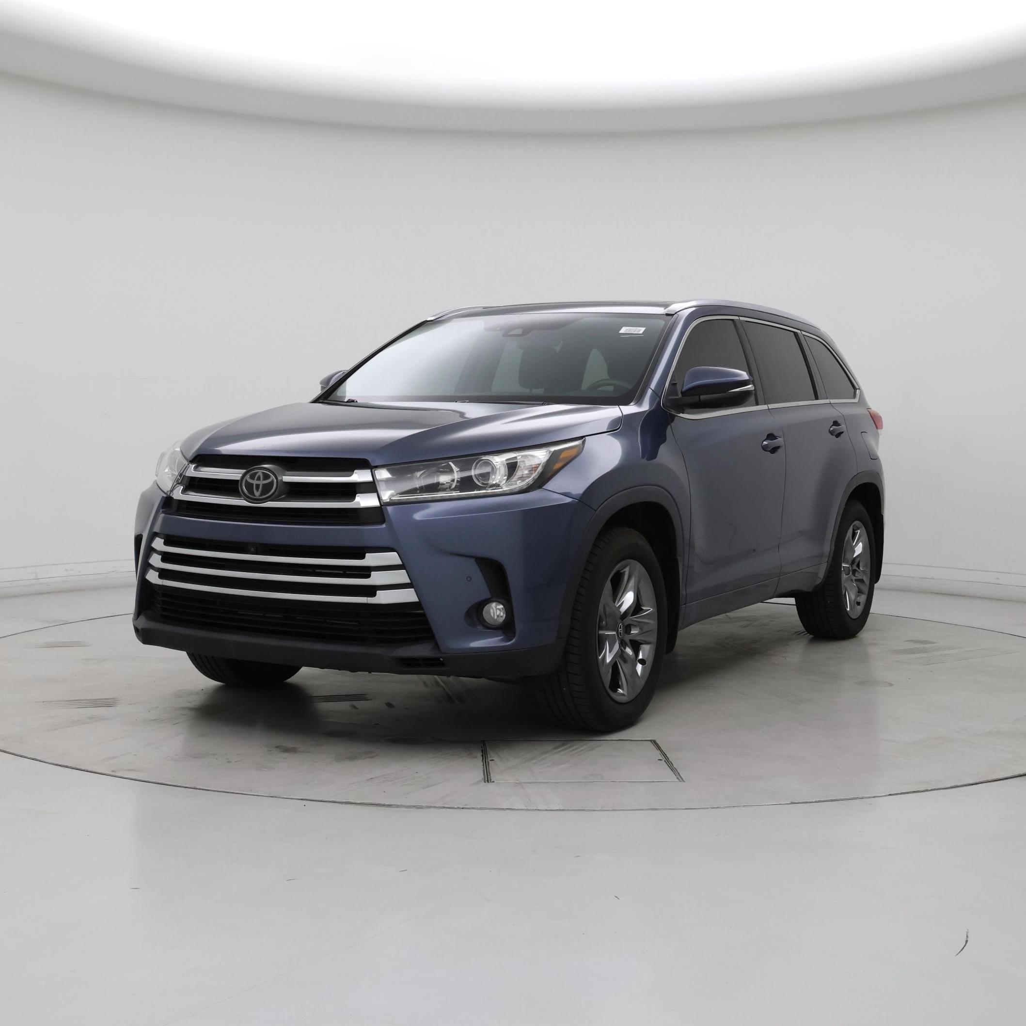 Thumbnail: 2018 Toyota Highlander - 4