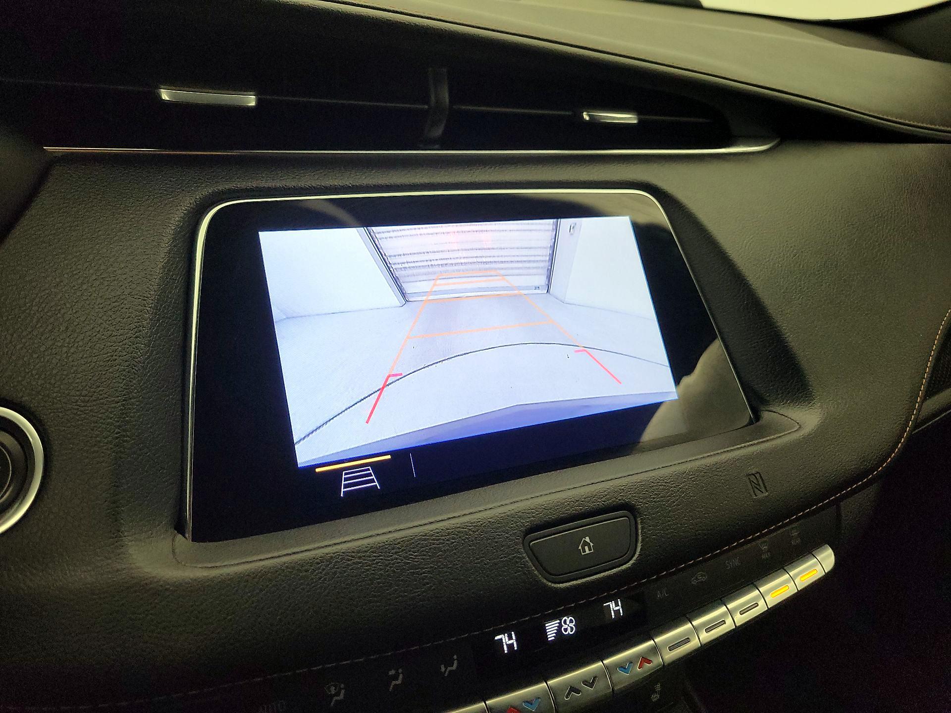 Thumbnail: 2019 Cadillac XT4 - 14