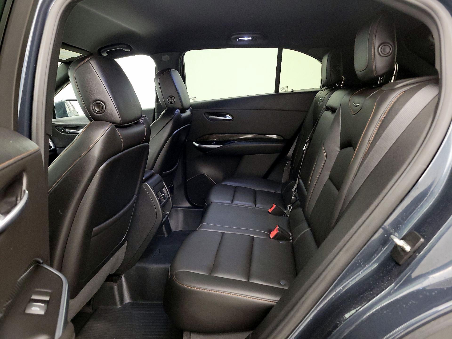 Thumbnail: 2019 Cadillac XT4 - 19