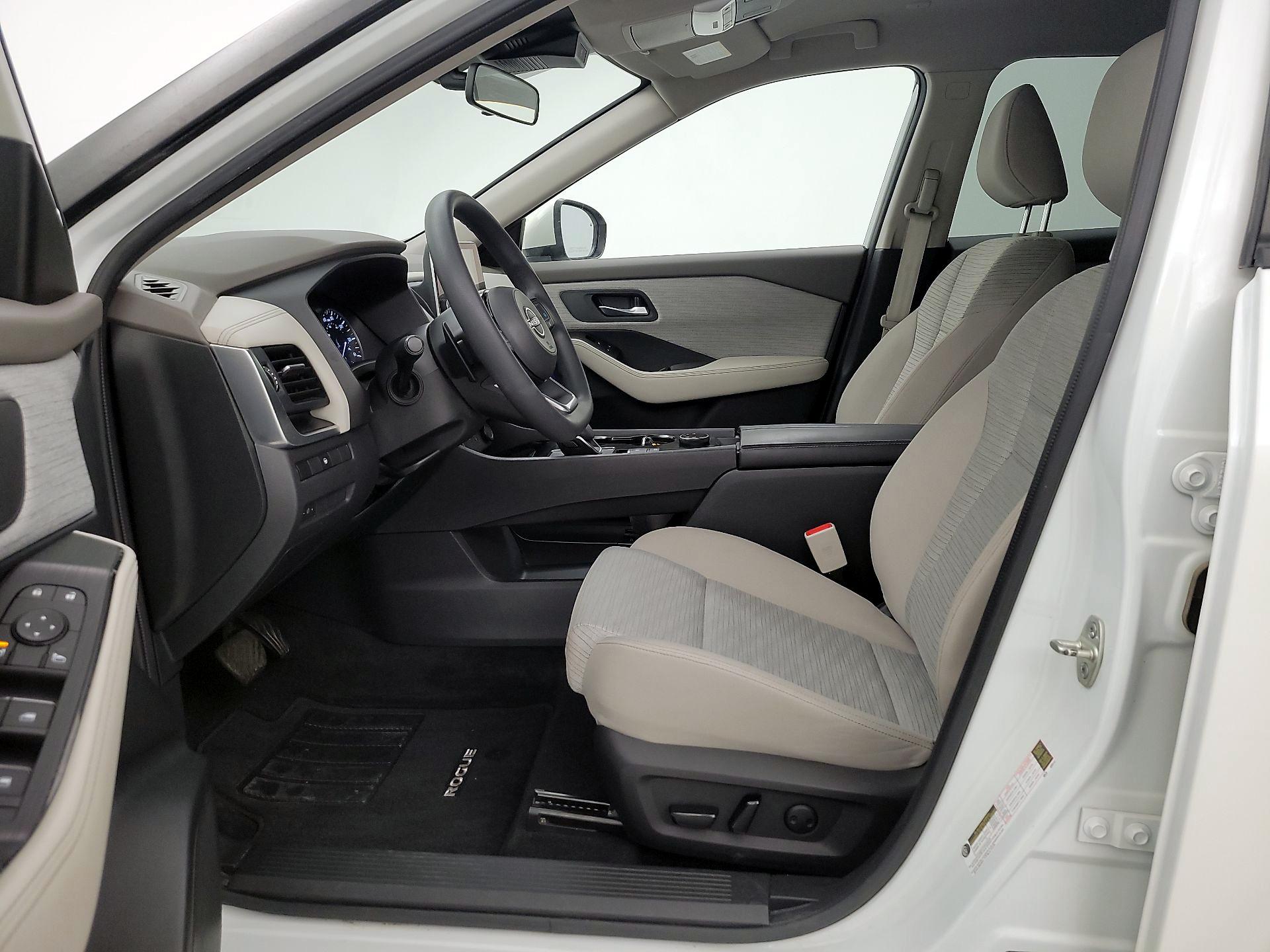 Thumbnail: 2023 Nissan Rogue - 11