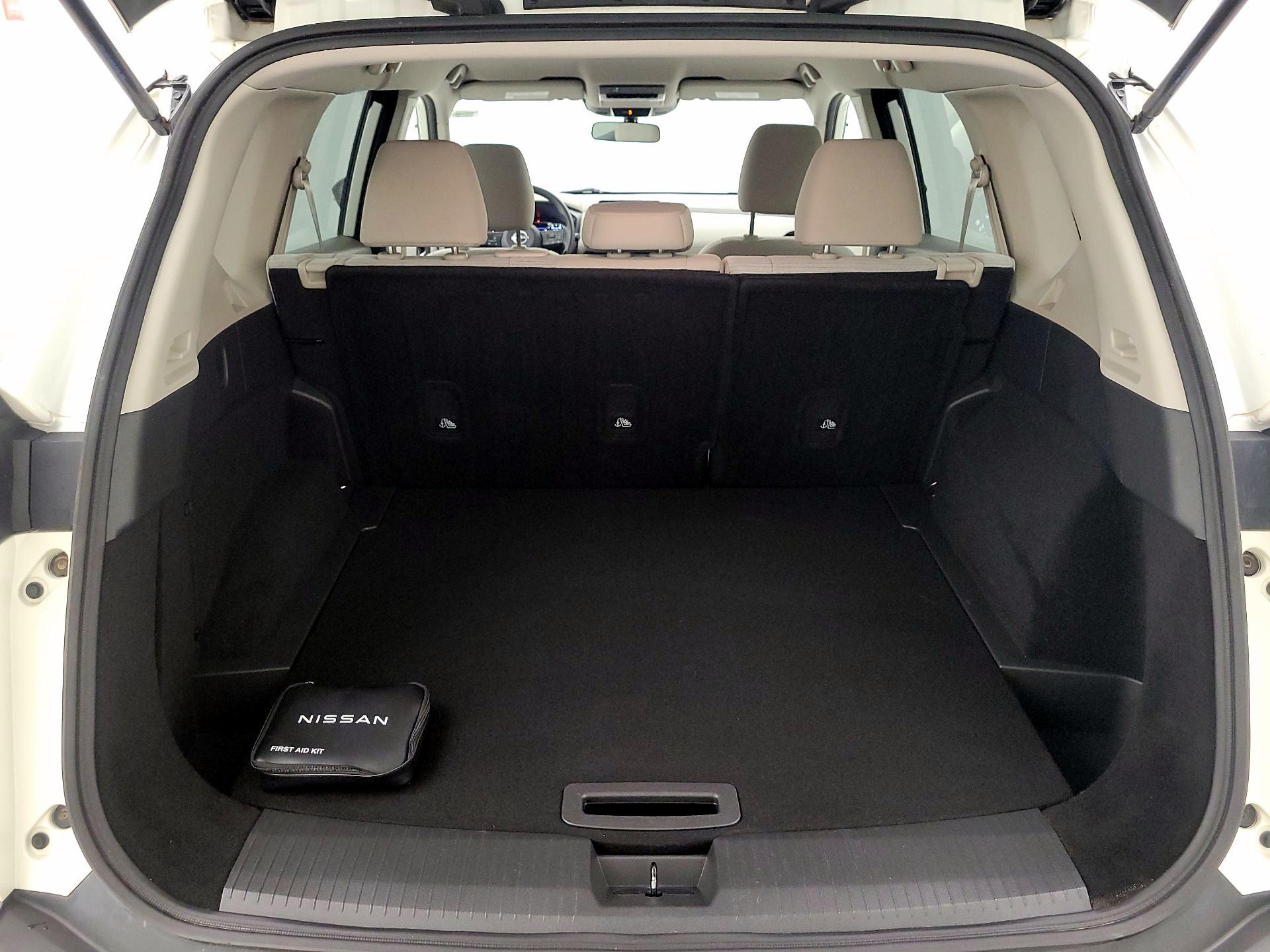 Thumbnail: 2023 Nissan Rogue - 20