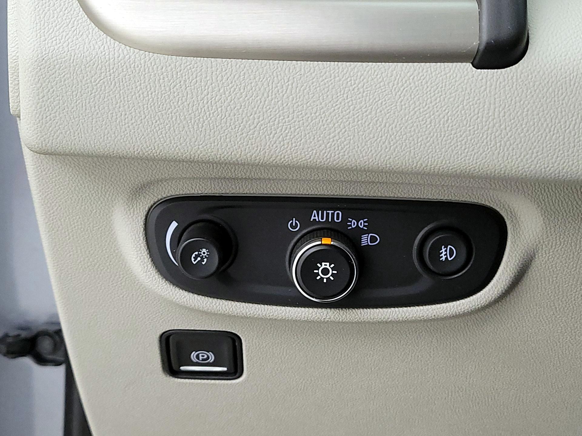 Thumbnail: 2018 GMC Terrain - 13