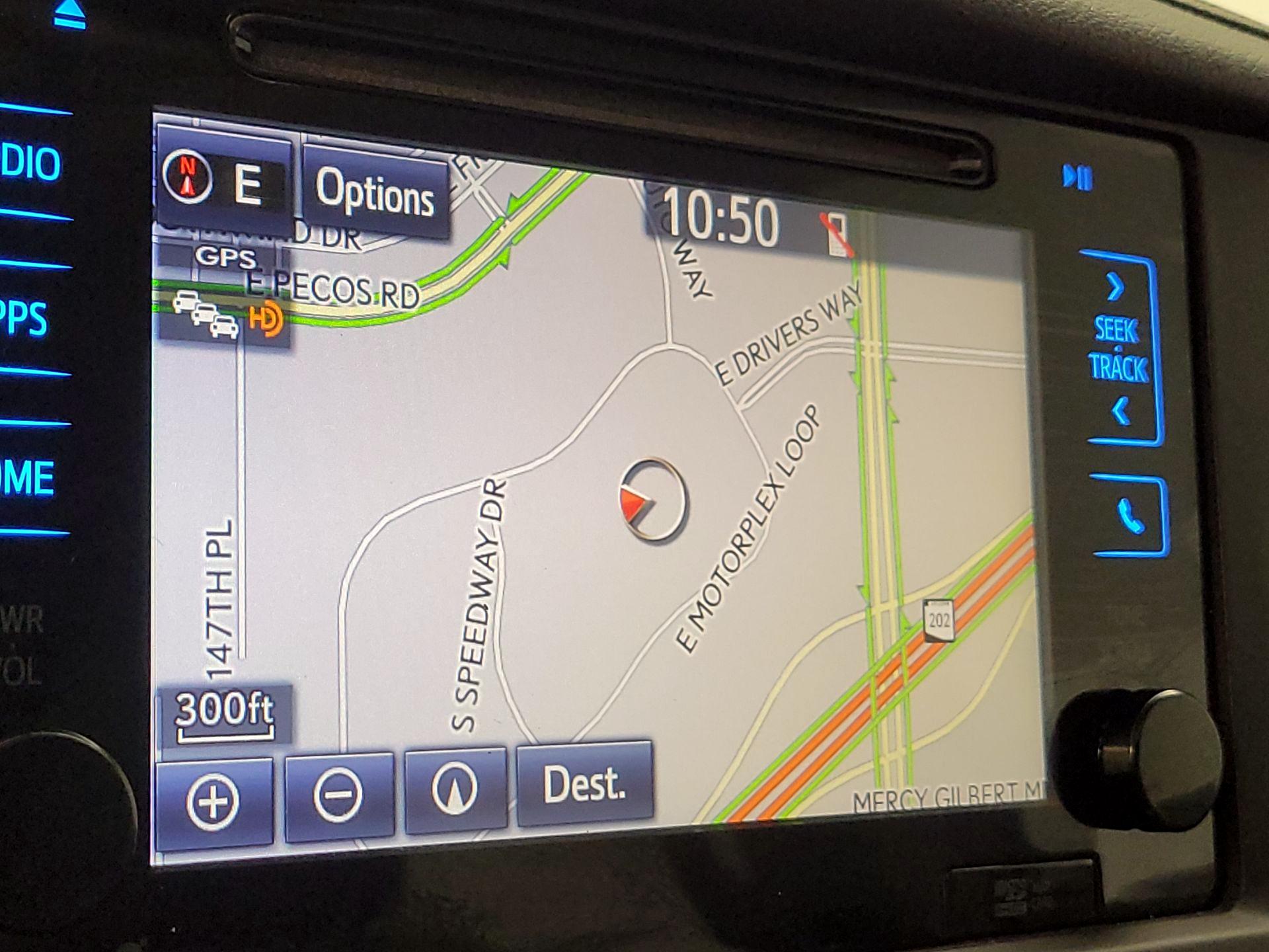 Thumbnail: 2015 Toyota Sienna - 14