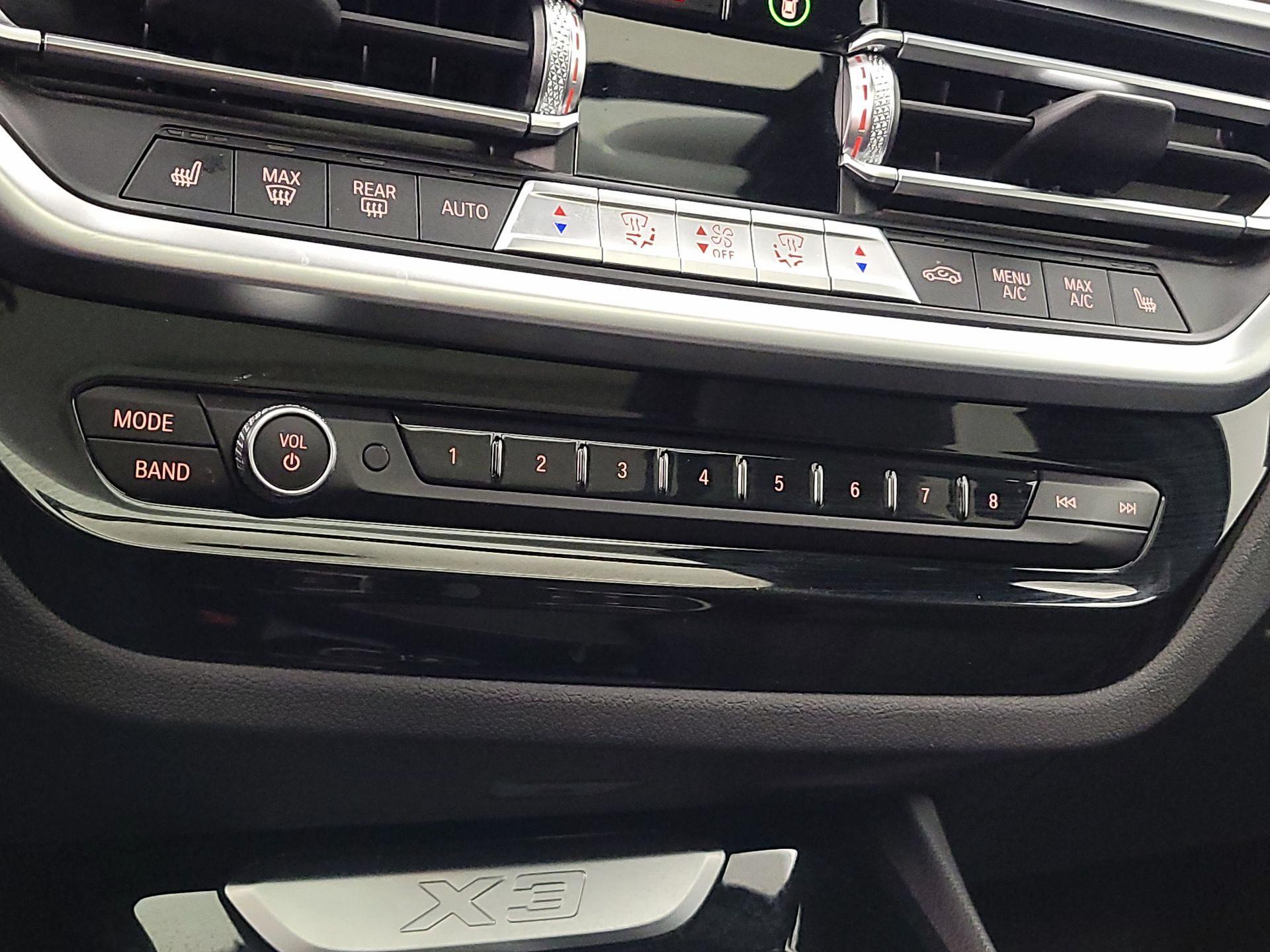 Thumbnail: 2022 BMW X3 - 17